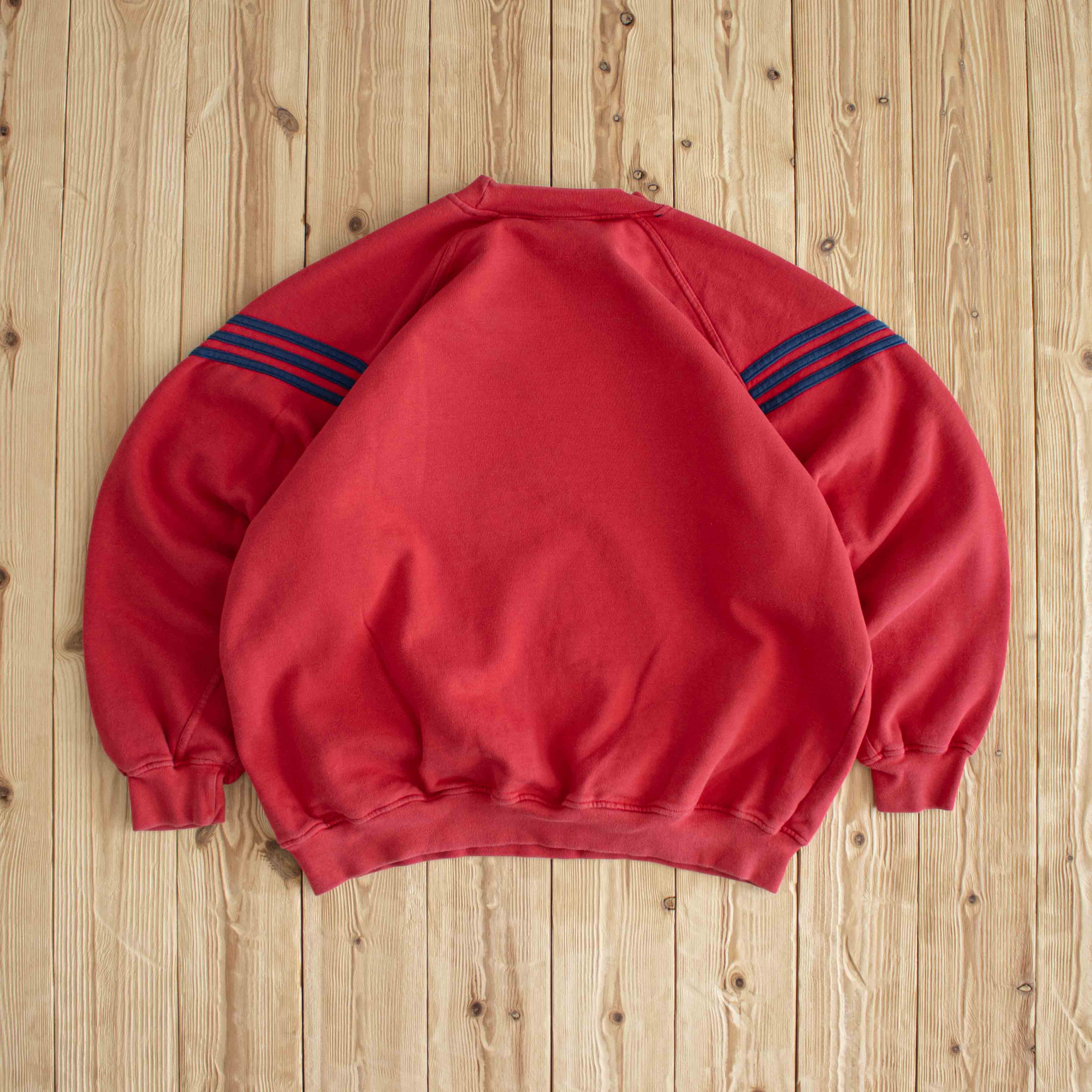 (M/L) Adidas Vintage Essential Embroidered Sweatshirt Red