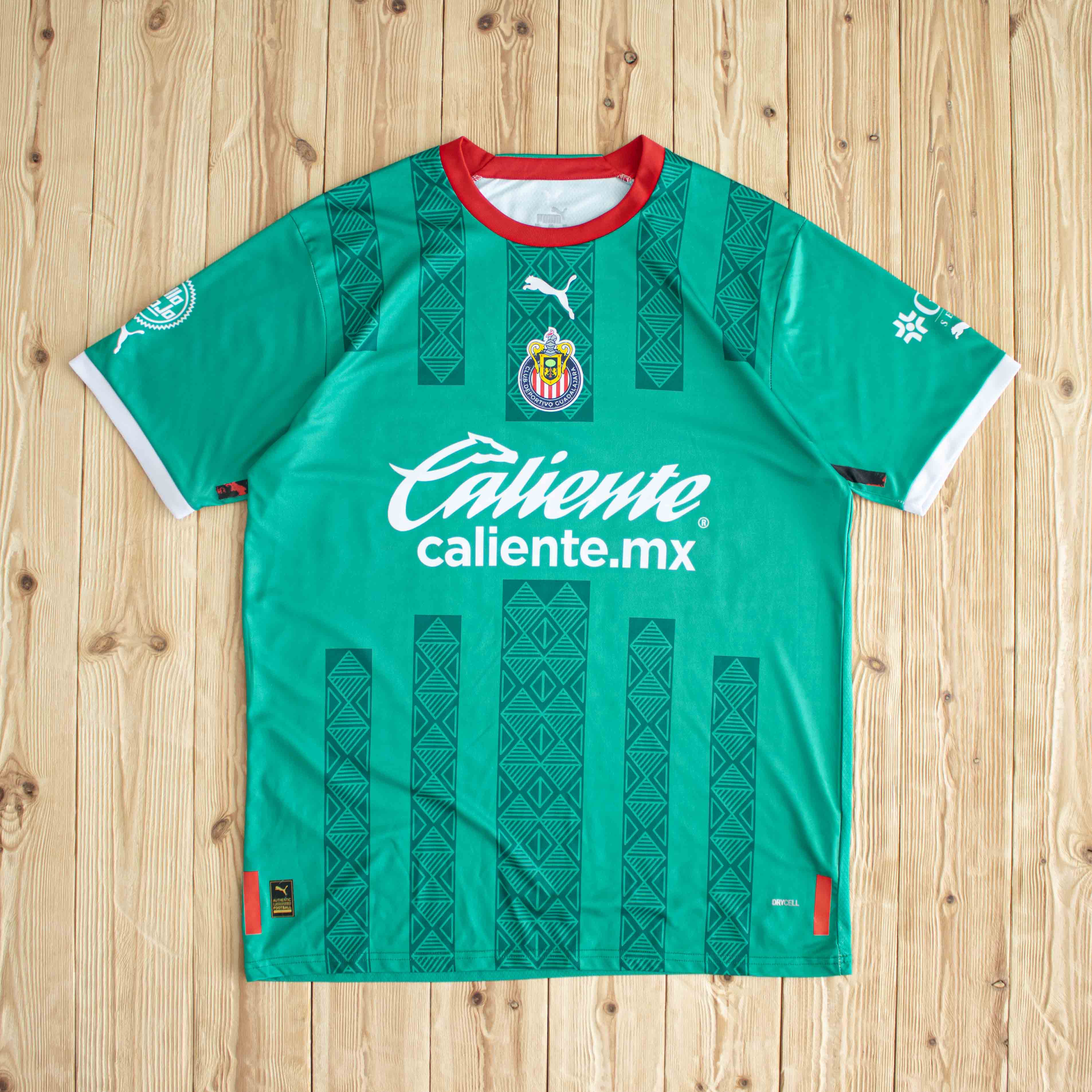 (L) Puma Club Deportivo Guadalajara Football Jersey Green