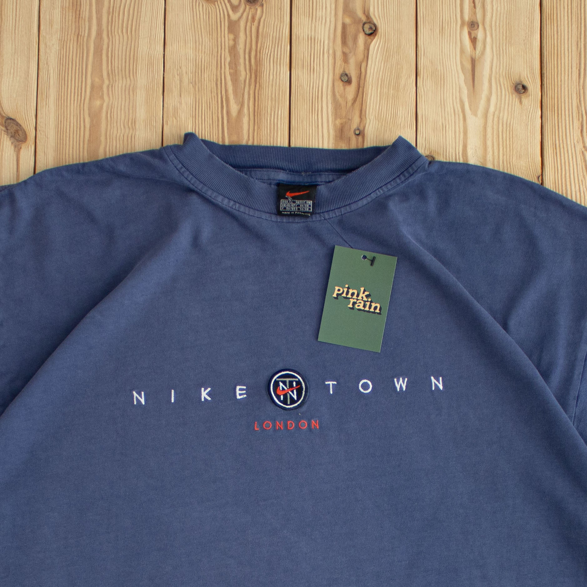 (XL) Nike Town London Vintage Embroidered T-Shirt Blue