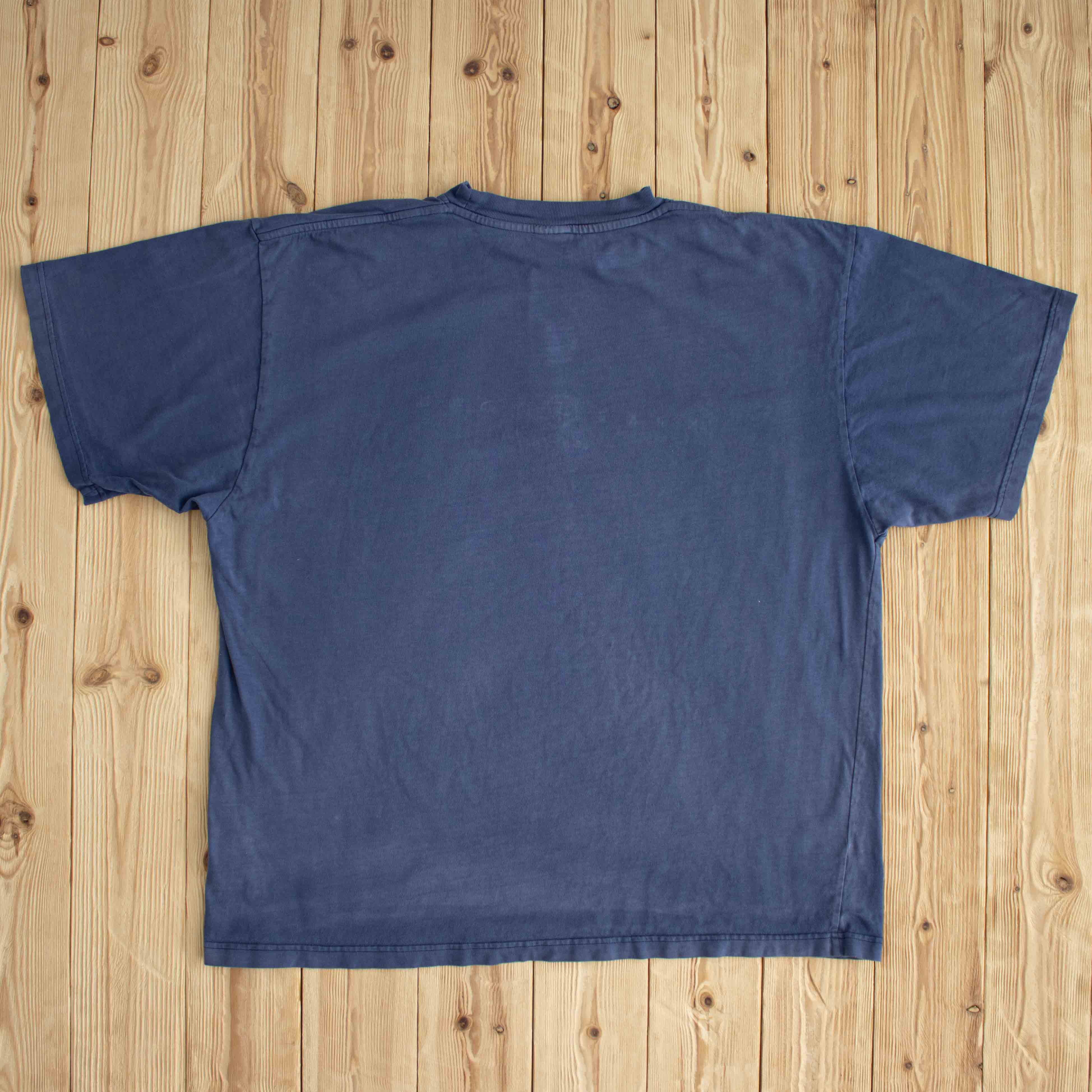 (XL) Nike Town London Vintage Embroidered T-Shirt Blue