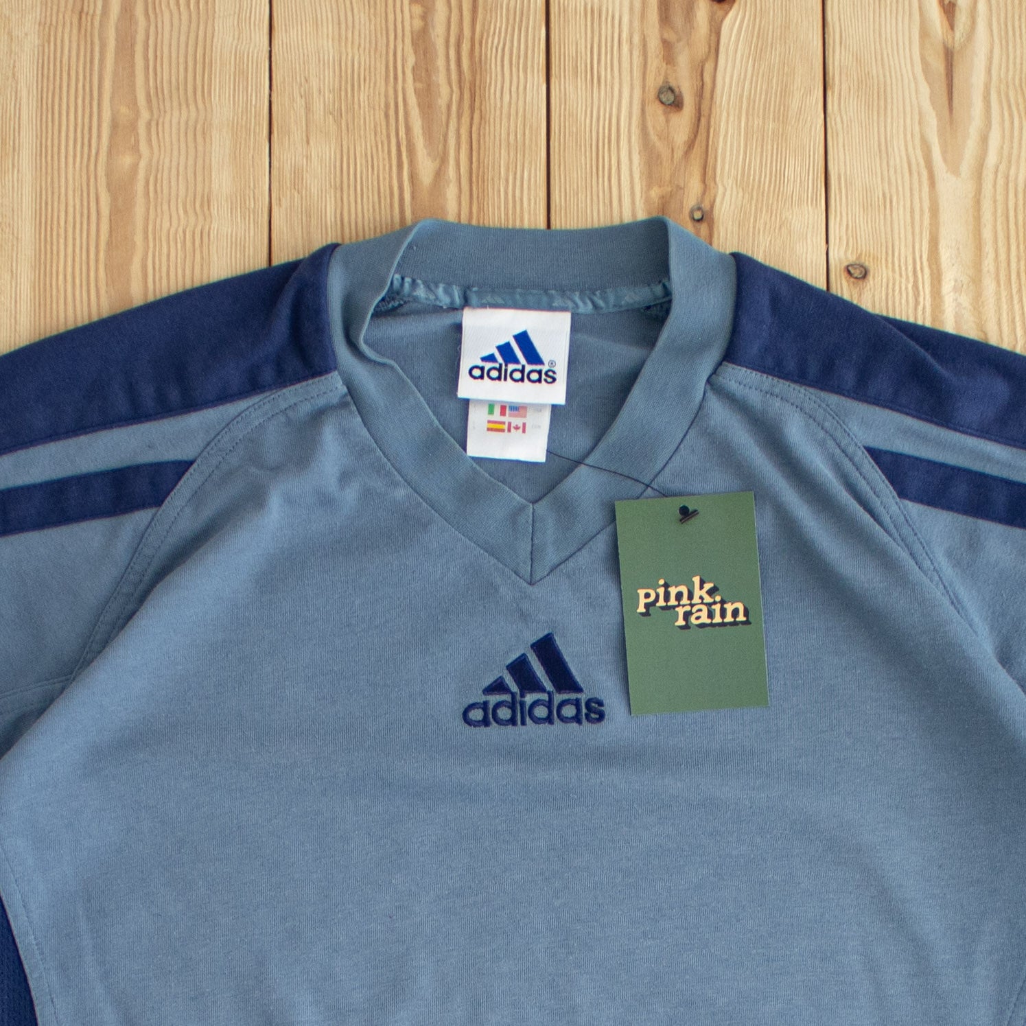(M/L) Adidas Center Logo Vintage Embroidered T-Shirt Blue