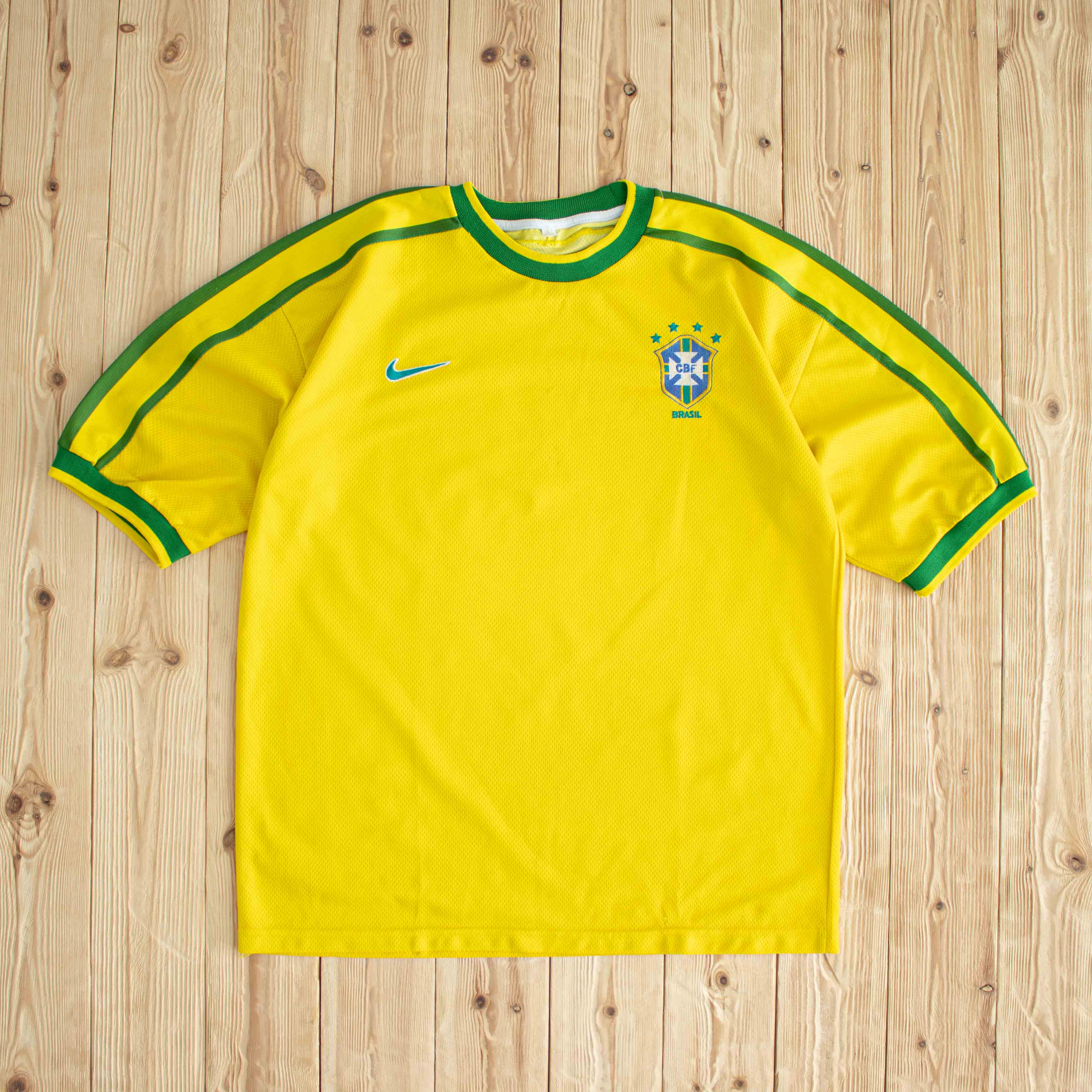 (L/XL) Nike Brazil Vintage Embroidered Jersey Yellow