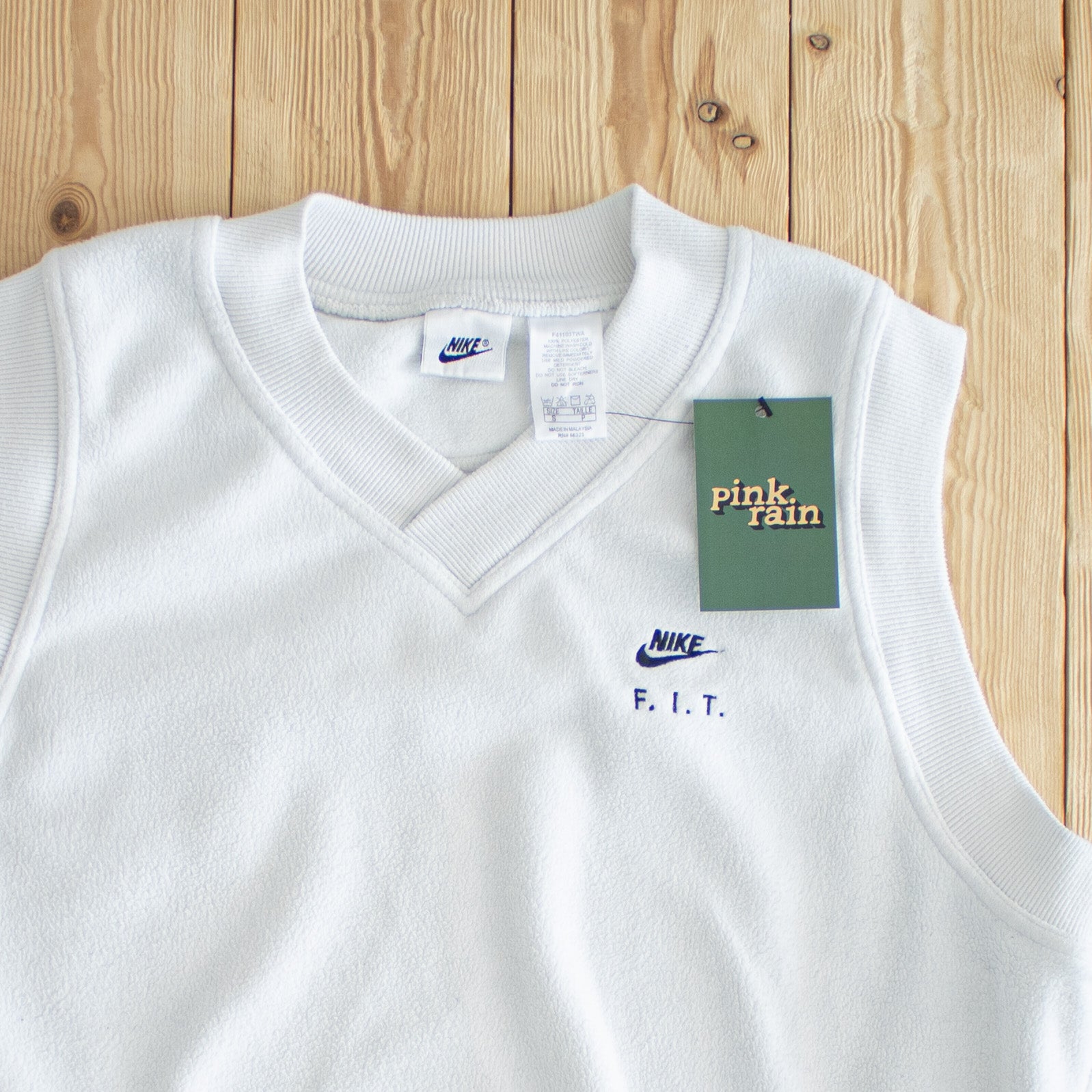 (S) Nike Fit Vintage Embroidered Vest White