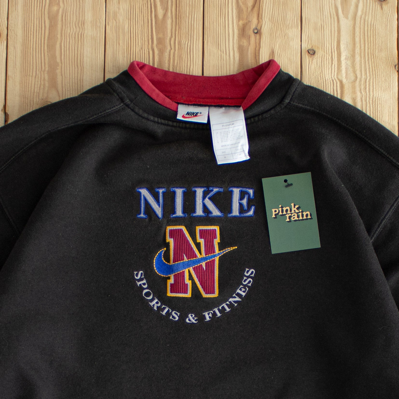 (M) Nike Sports & Fitness Vintage Embroidered Sweatshirt Black