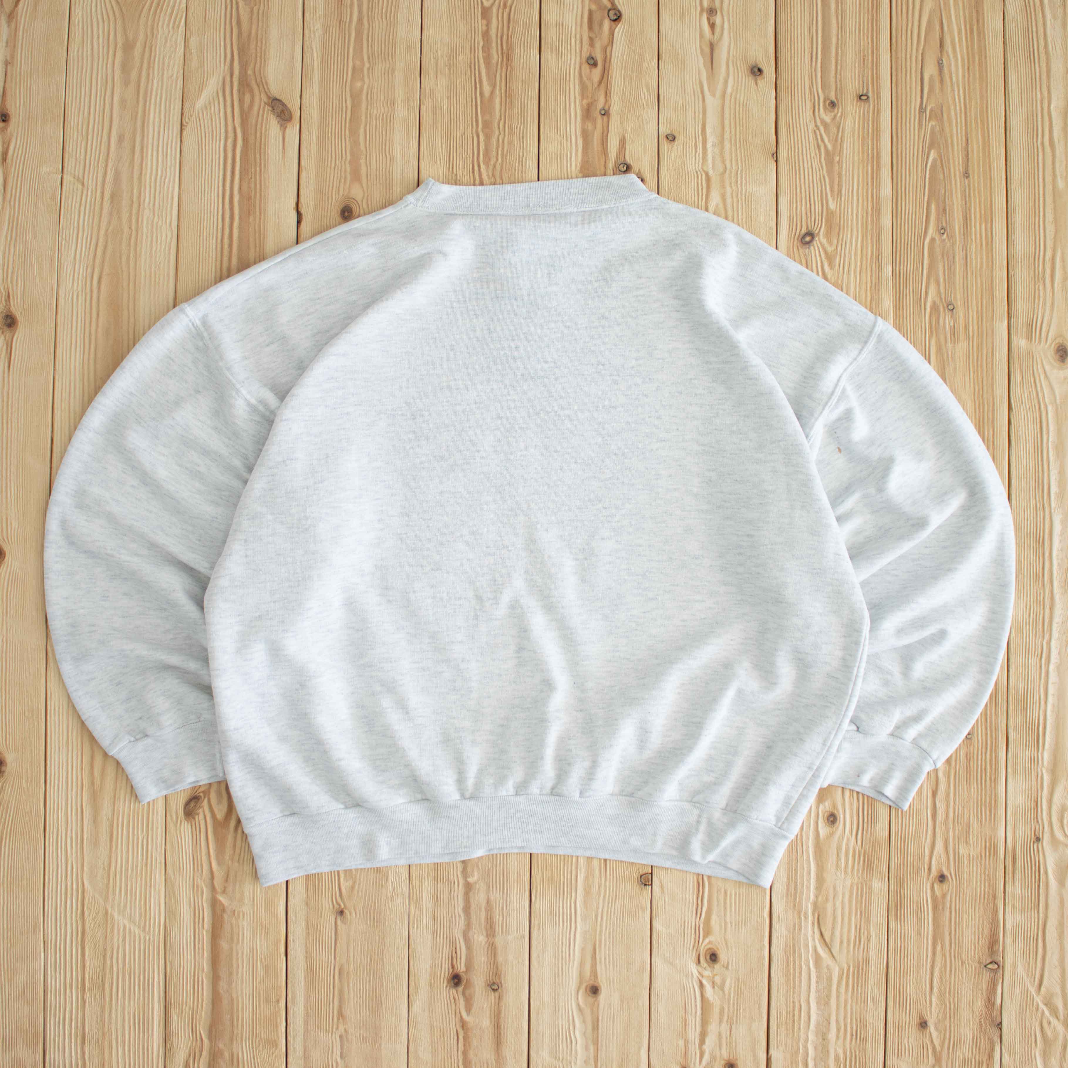 (M) Asics Spell Out Vintage Embroidered Sweatshirt White