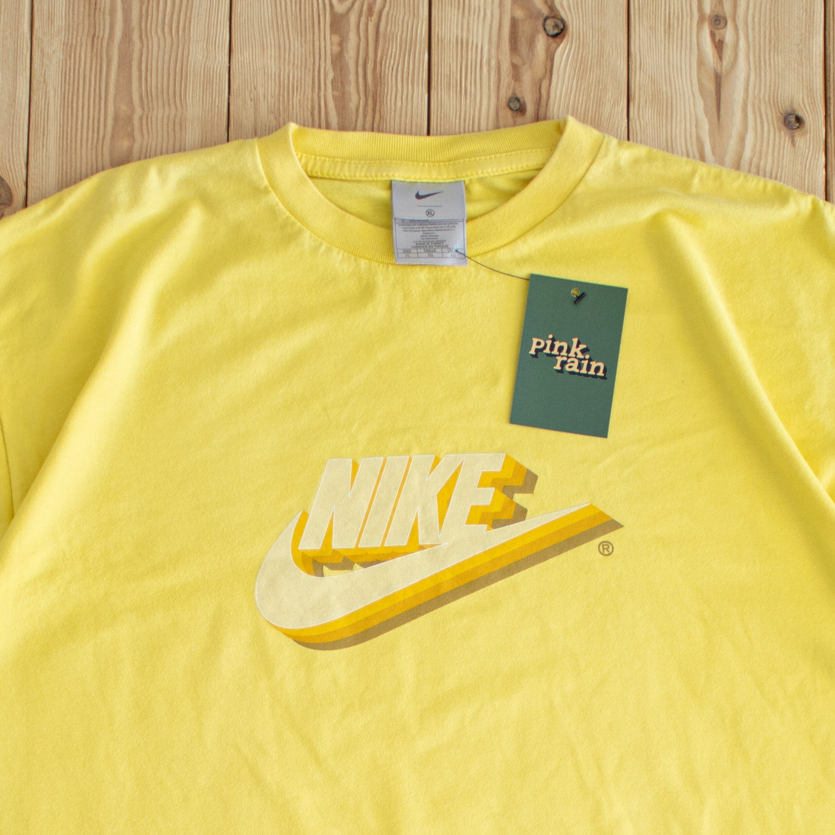 (XL) Nike Logo Vintage T-Shirt Yellow