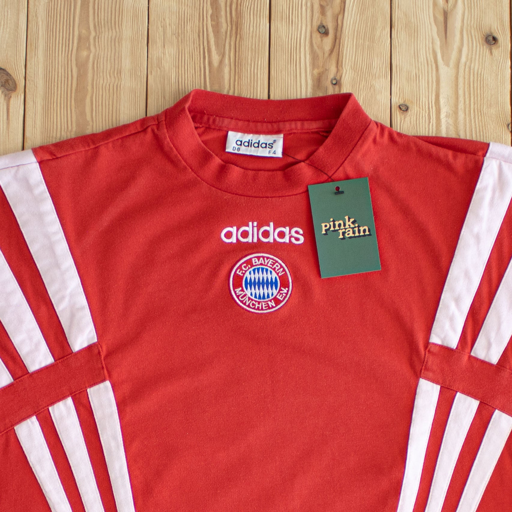 (M/L) 1995 Adidas FC Bayern Munchen Vintage Embroidered T-Shirt Red