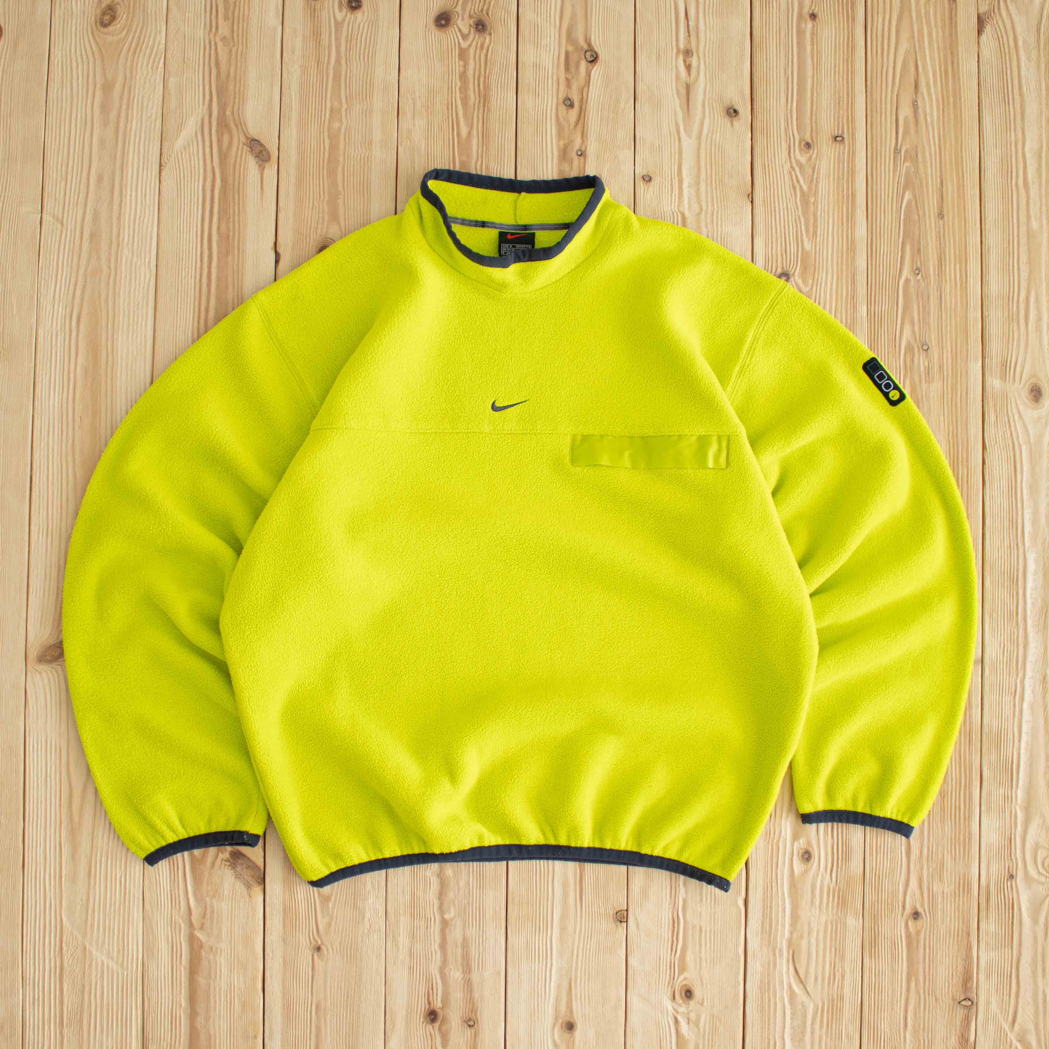 (S/M) Nike Center Swoosh Vintage Embroidered Sweatshirt Green