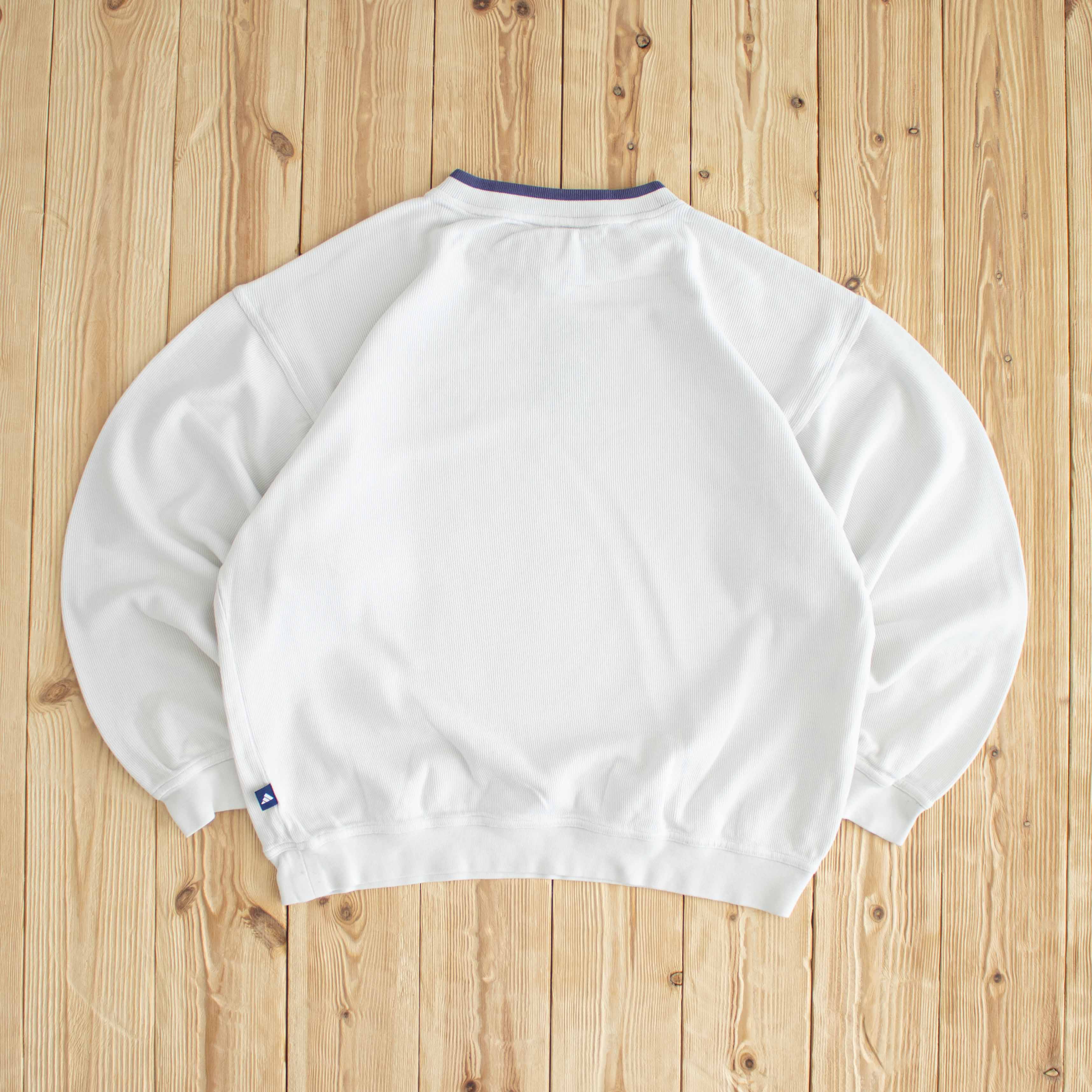 (S/M) Adidas Vintage Essential Embroidered Light Sweatshirt White