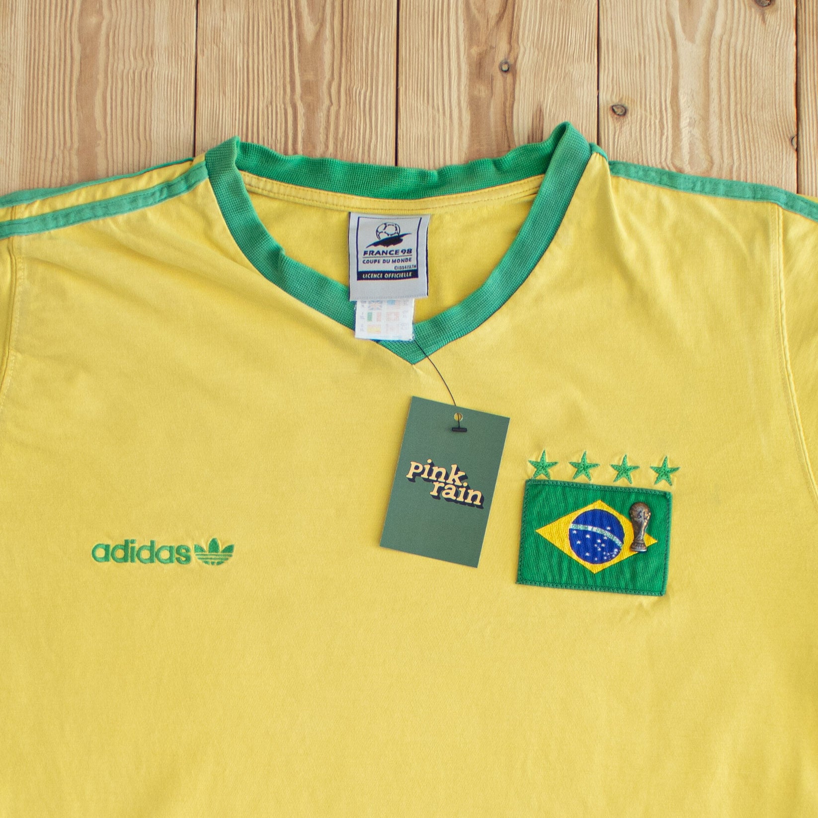 (L) 1998 Adidas Brazil Vintage Embroidered T-Shirt Yellow