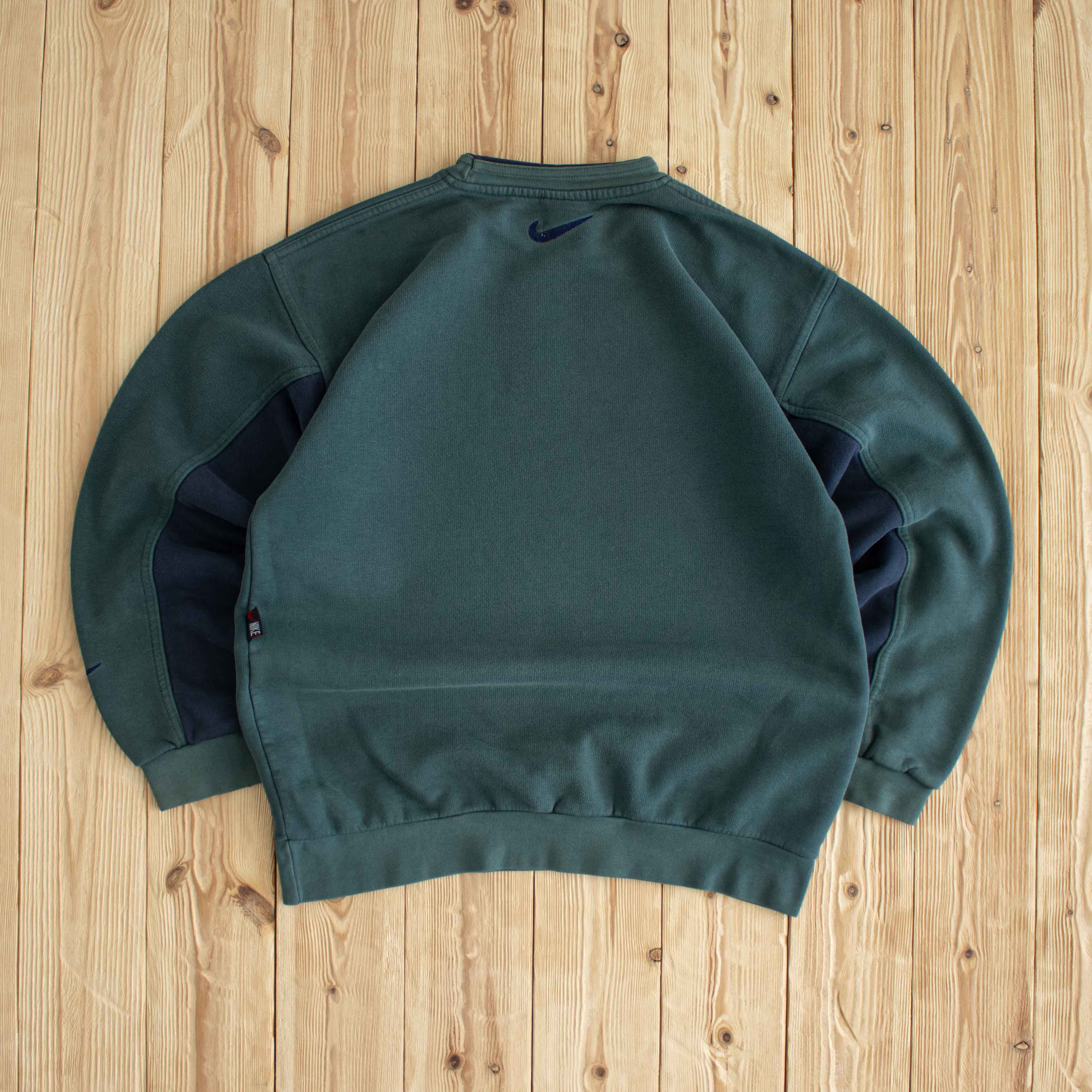 (S/M) Nike Basketball Vintage Embroidered Sweatshirt Green