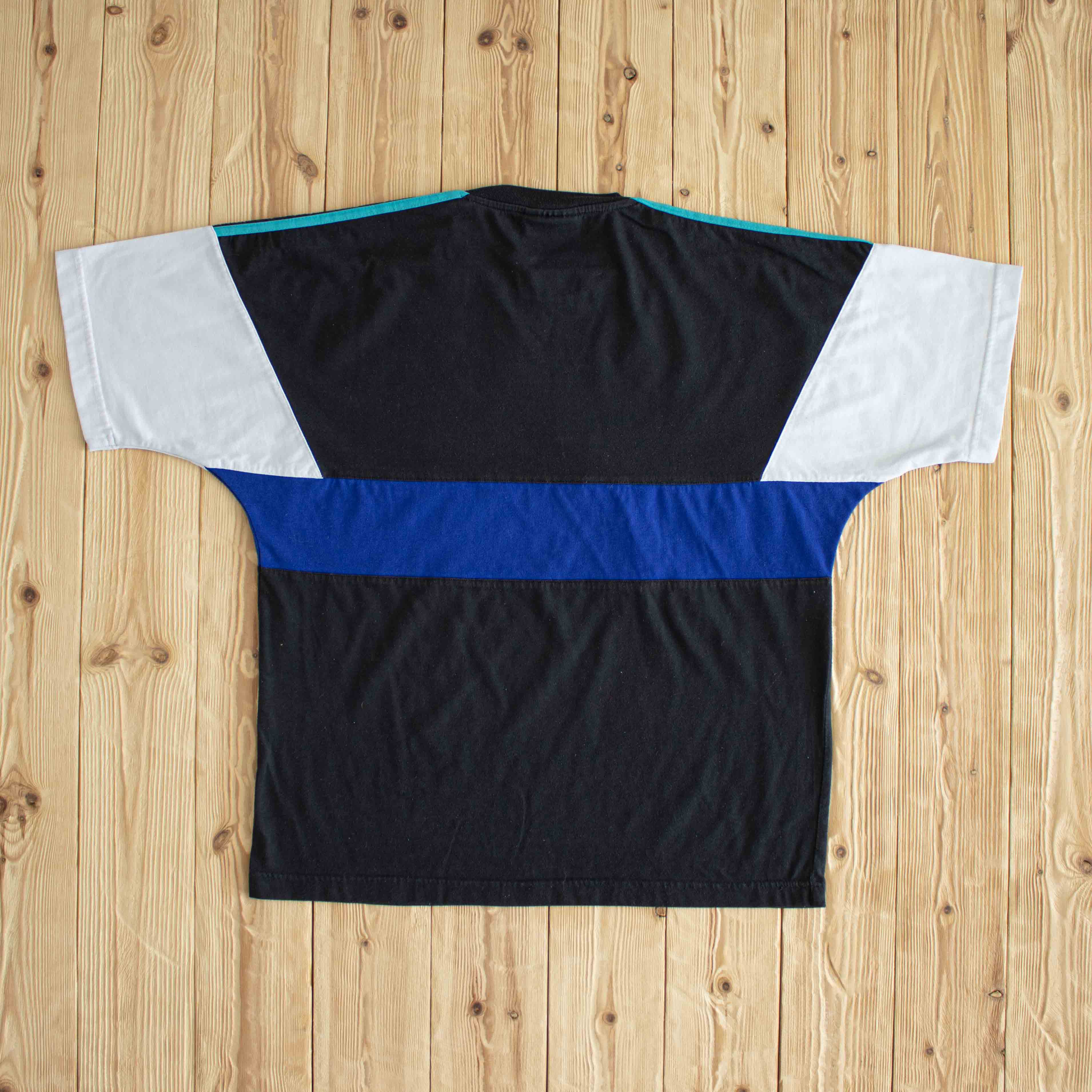 (L) Adidas Vintage Embroidered T-Shirt Black