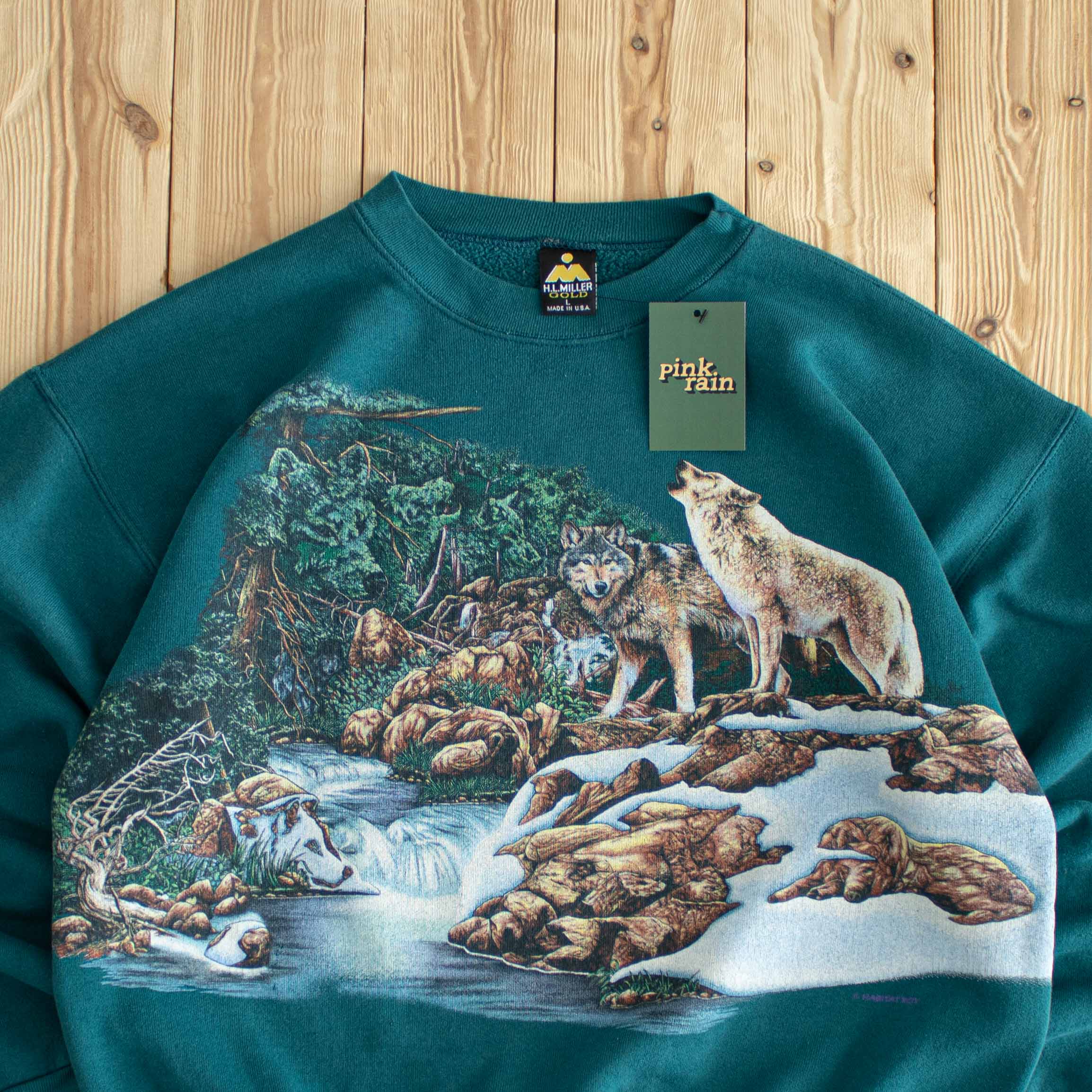 (M) Habitat Wolves Scenery Vintage Sweatshirt Blue/Green