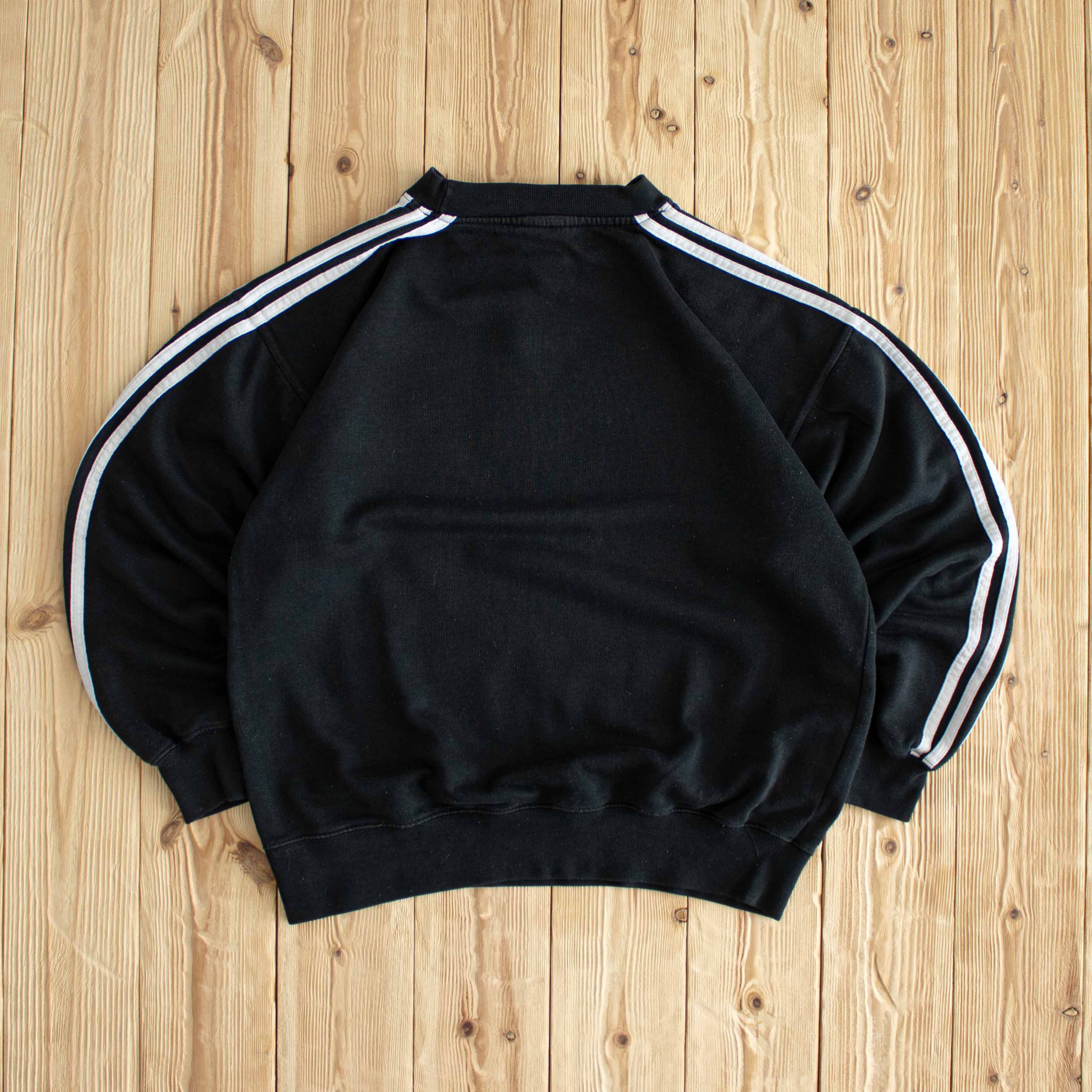 (S) Adidas Vintage Essential Embroidered Sweatshirt Black