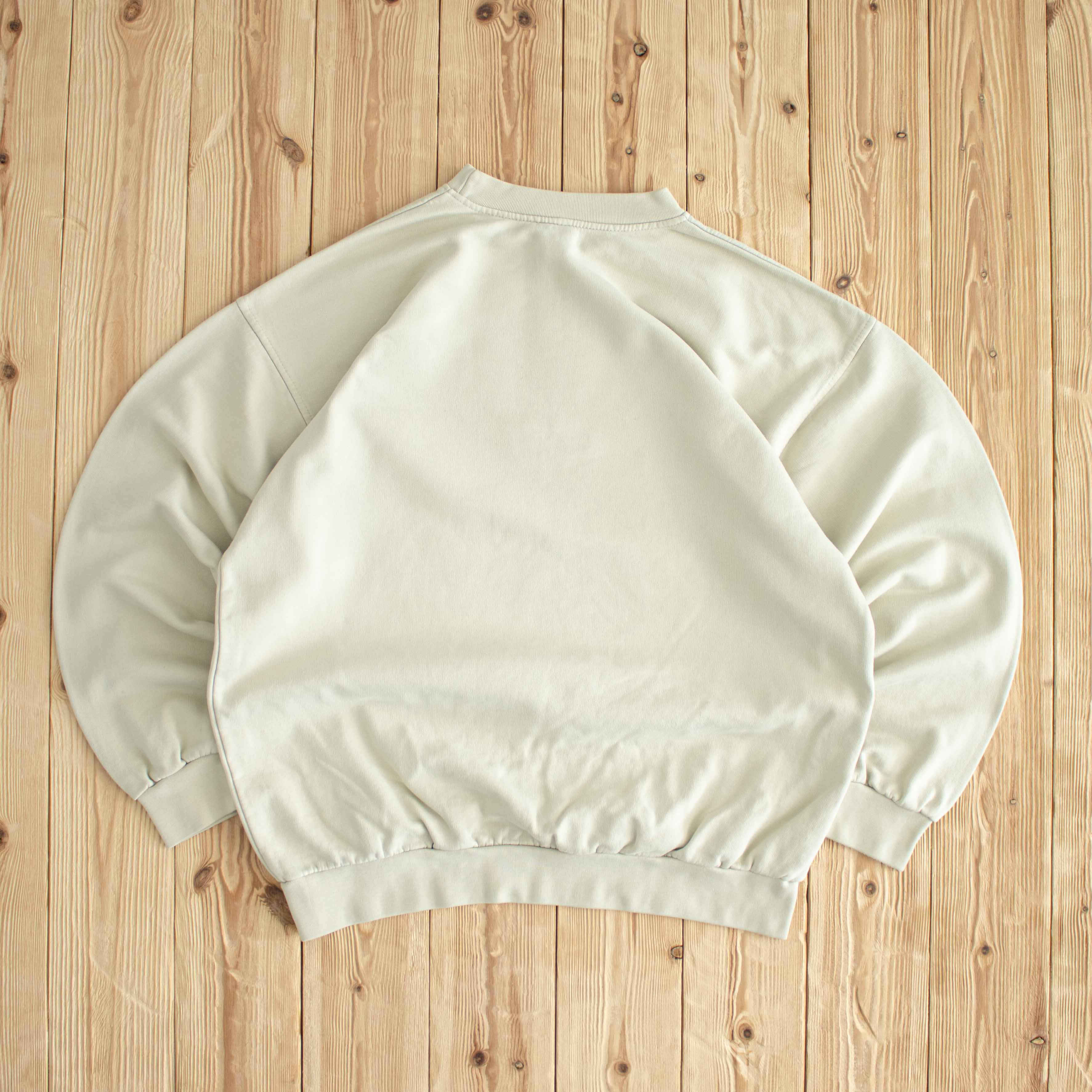 (M/L) Reebok Vintage Embroidered Sweatshirt Beige