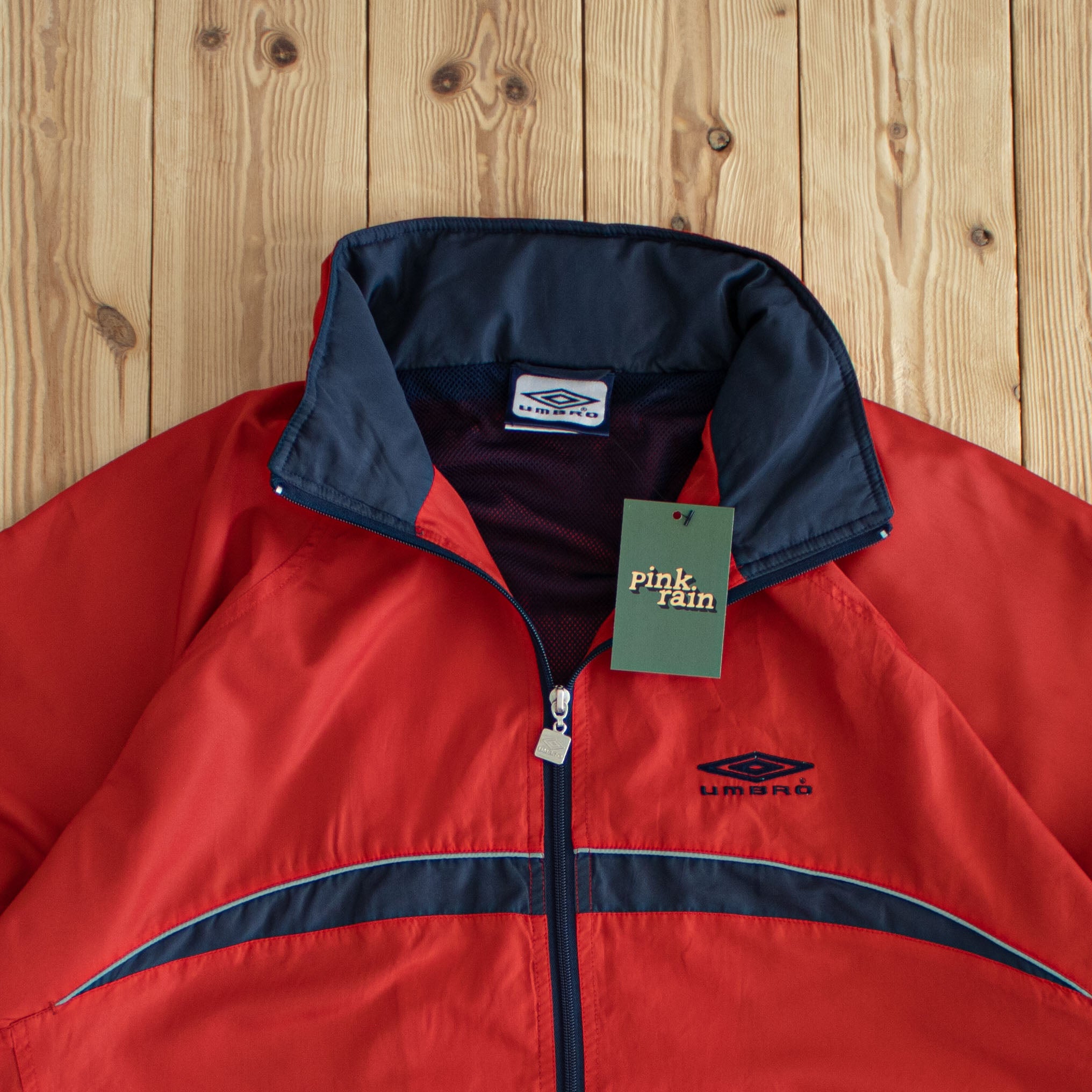 (XL) Umbro Vintage Embroidered Jacket Red
