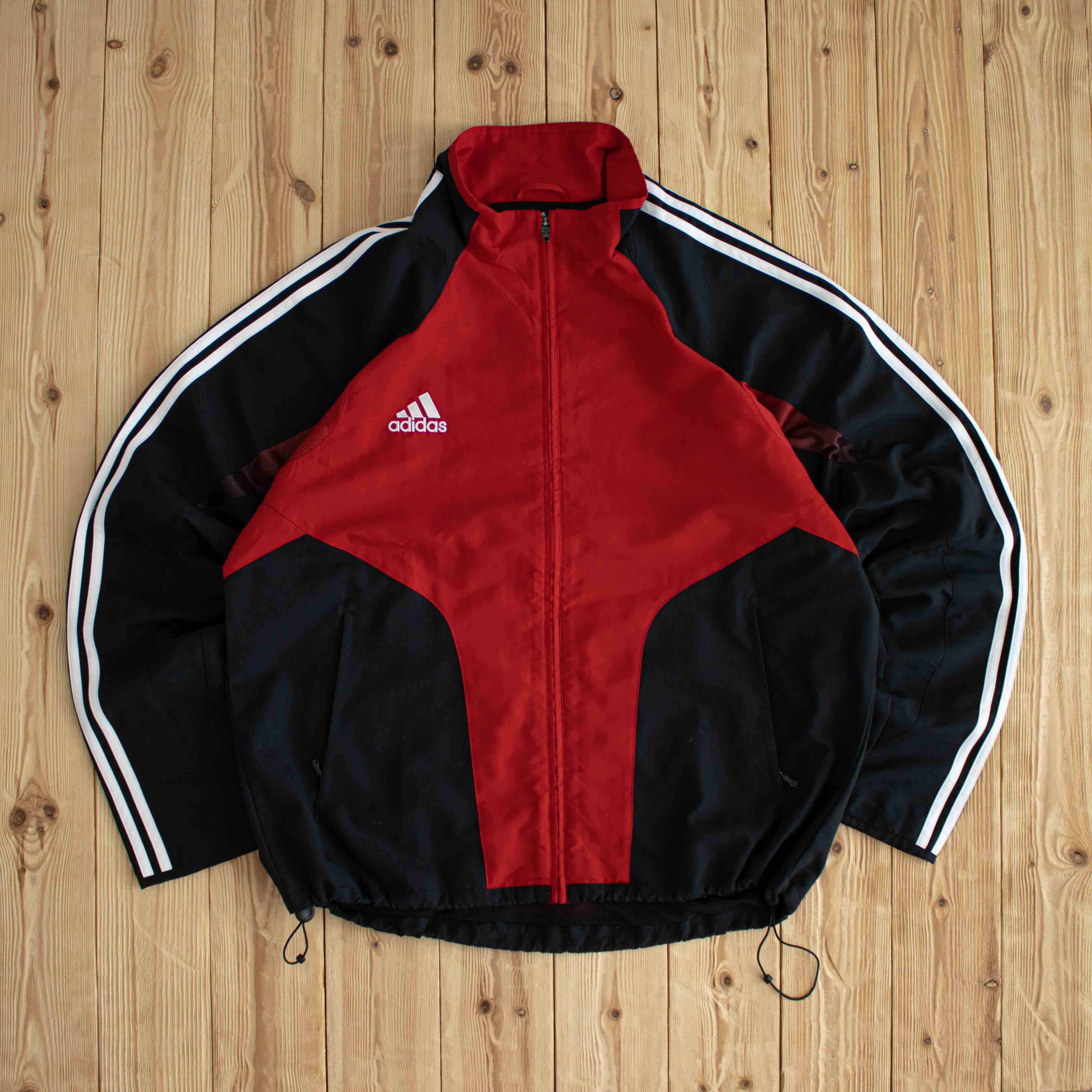 (L/XL) Adidas Vintage Embroidered Jacket Red Black