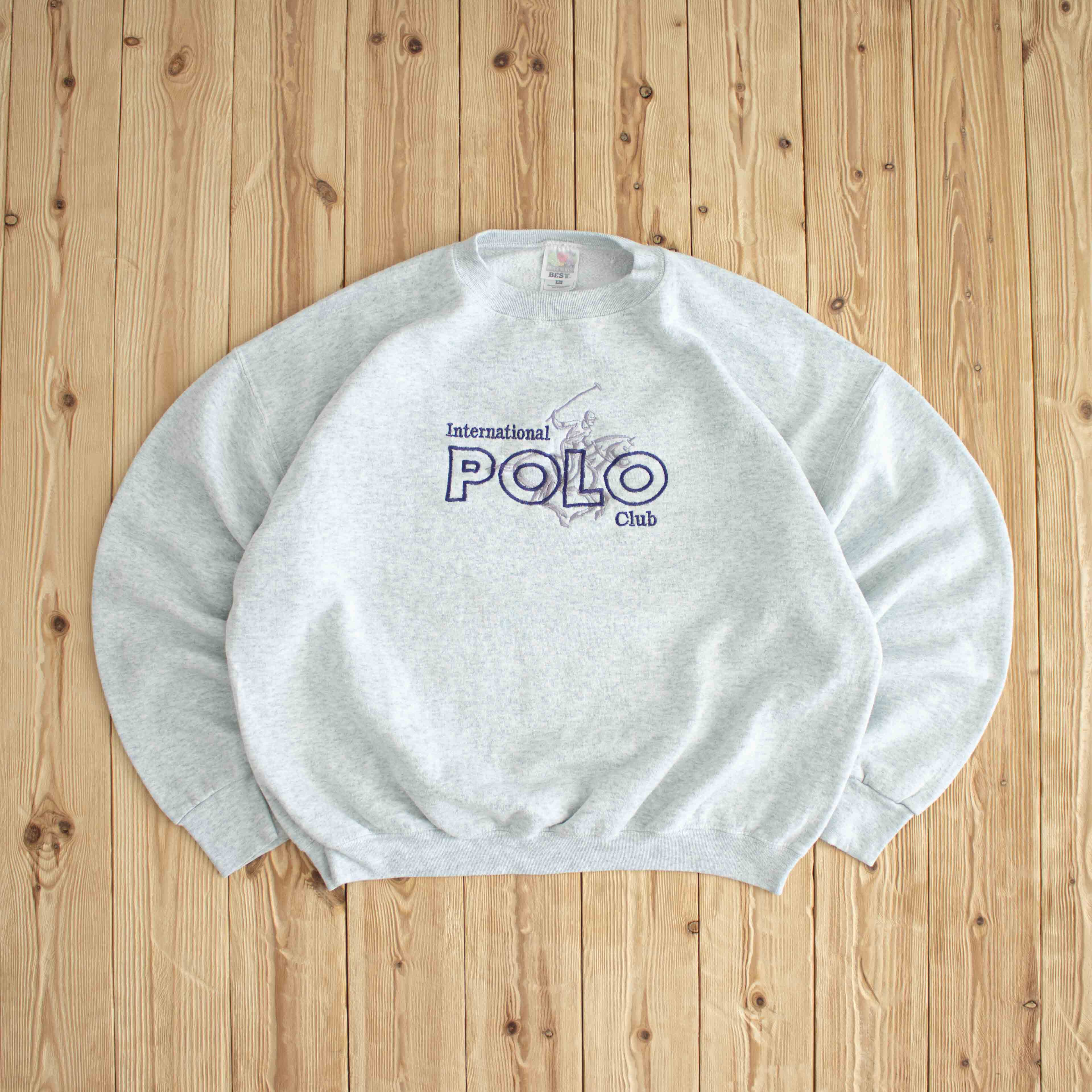 (M) International Polo Club Vintage Embroidered Sweatshirt Gray
