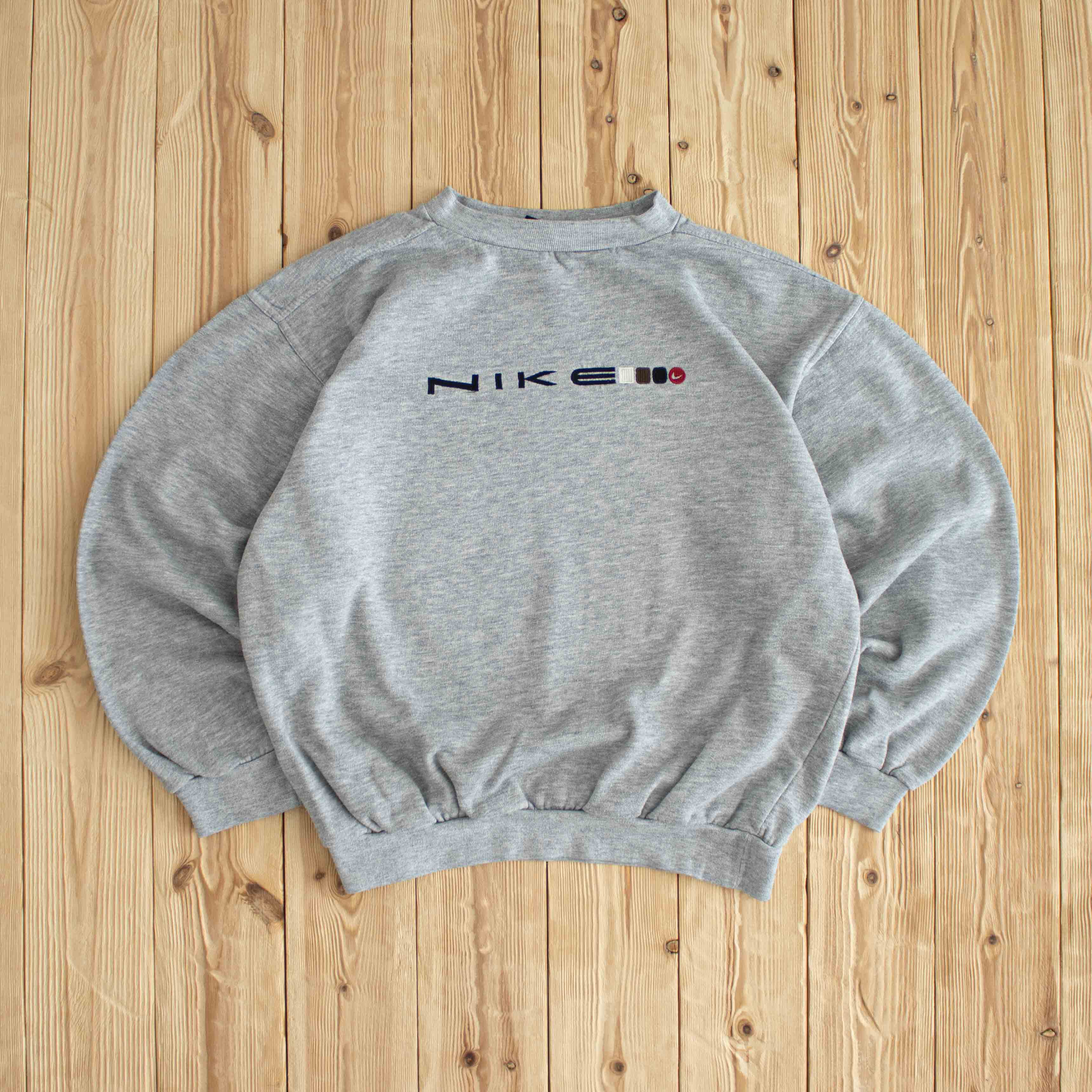 (S/M) Nike Spell Out Vintage Embroidered Sweatshirt Gray