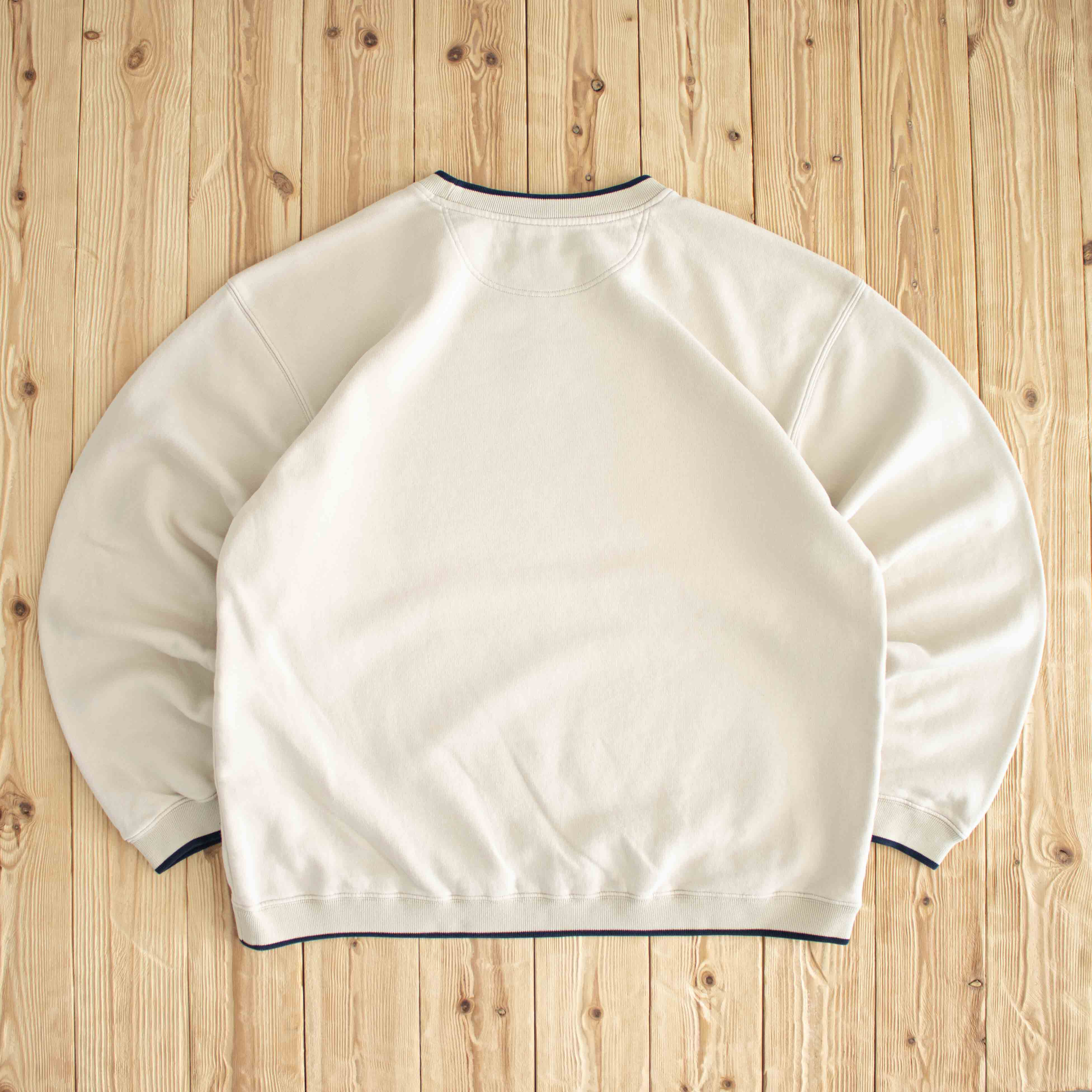 (XL) Nike Swoosh Vintage Embroidered Sweatshirt Beige