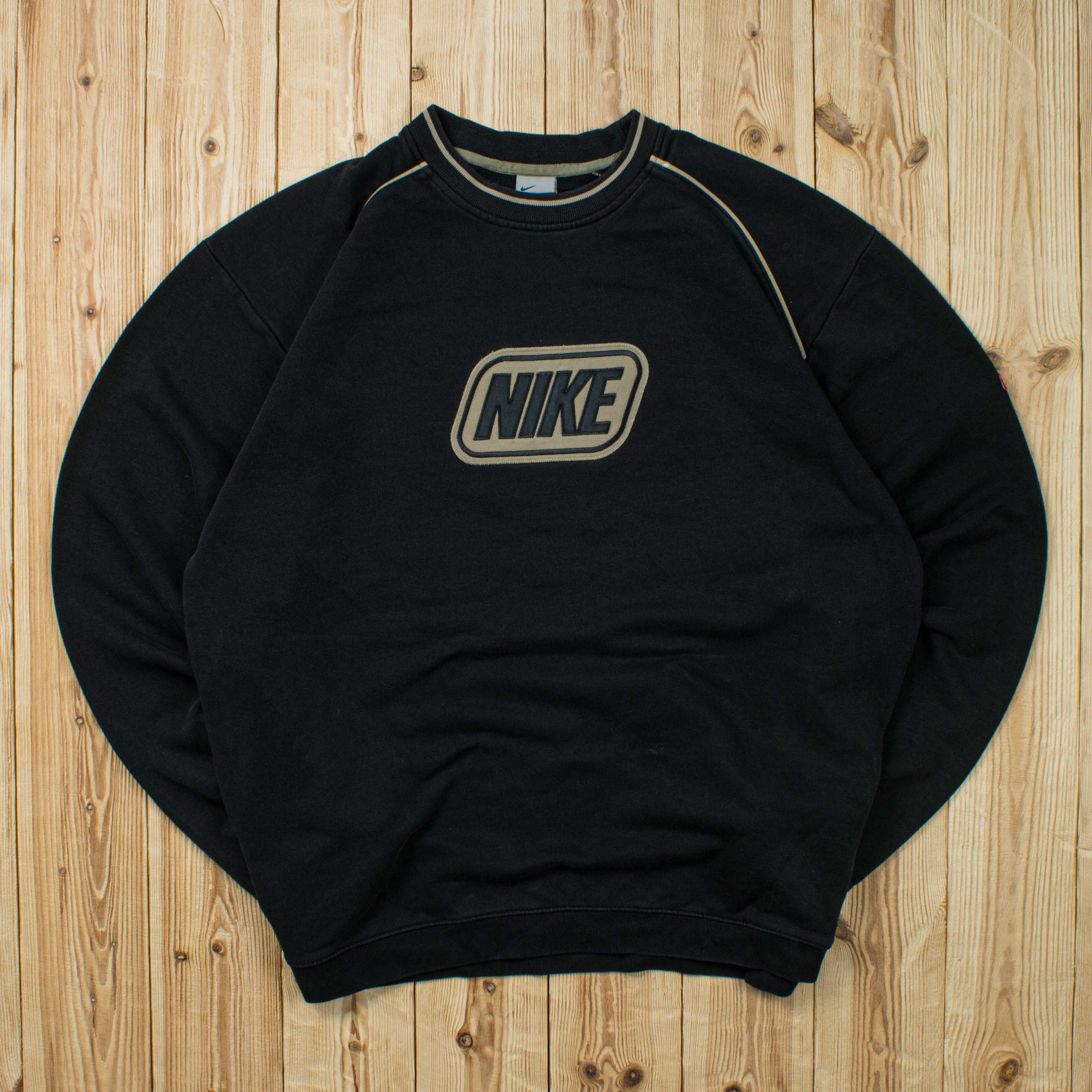 (XL) Vintage Nike Spell Out Embroidered Sweatshirt