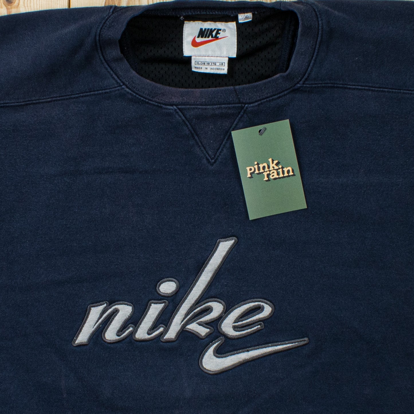 (S/M) Vintage Nike Spell Out Embroidered Sweatshirt