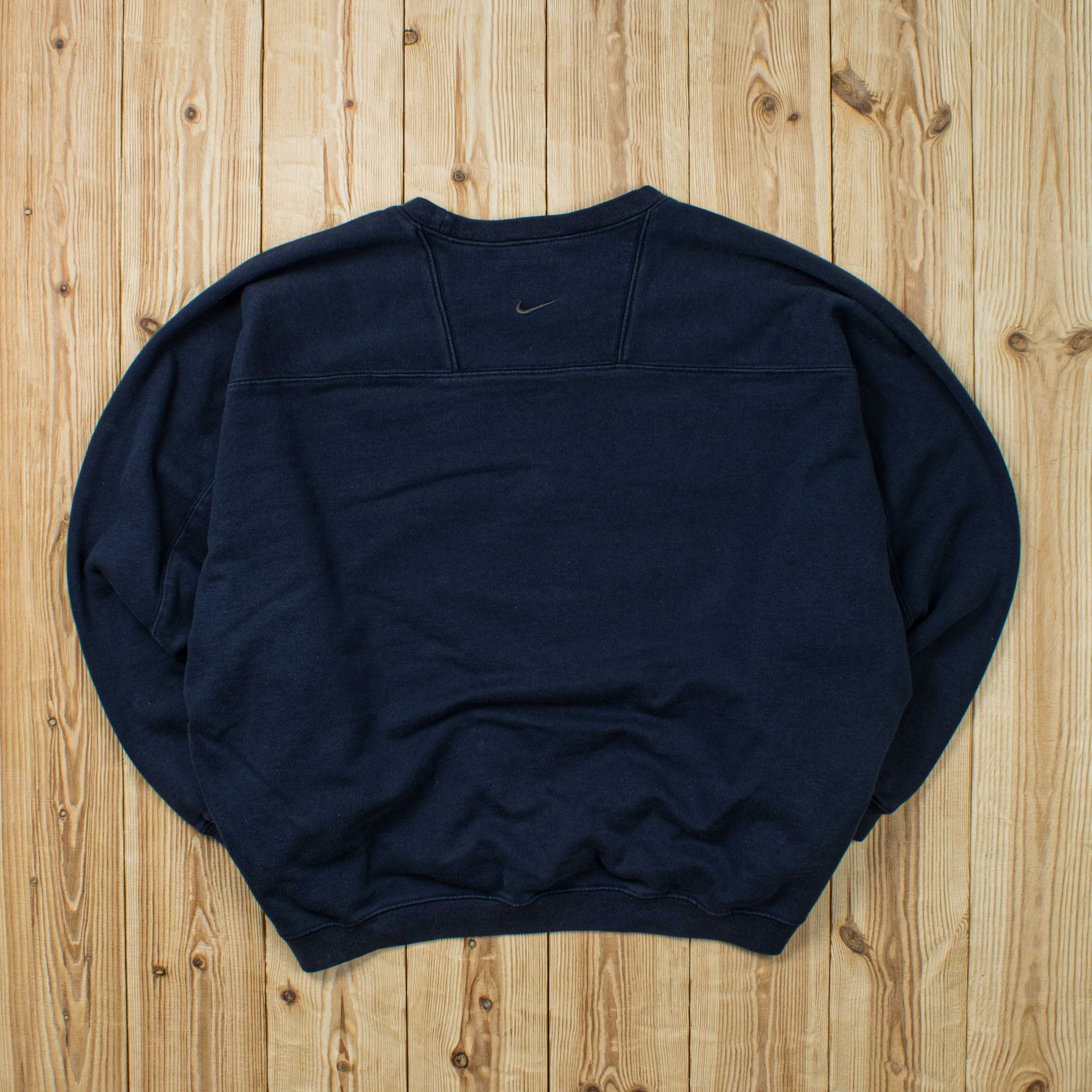 (S/M) Vintage Nike Spell Out Embroidered Sweatshirt