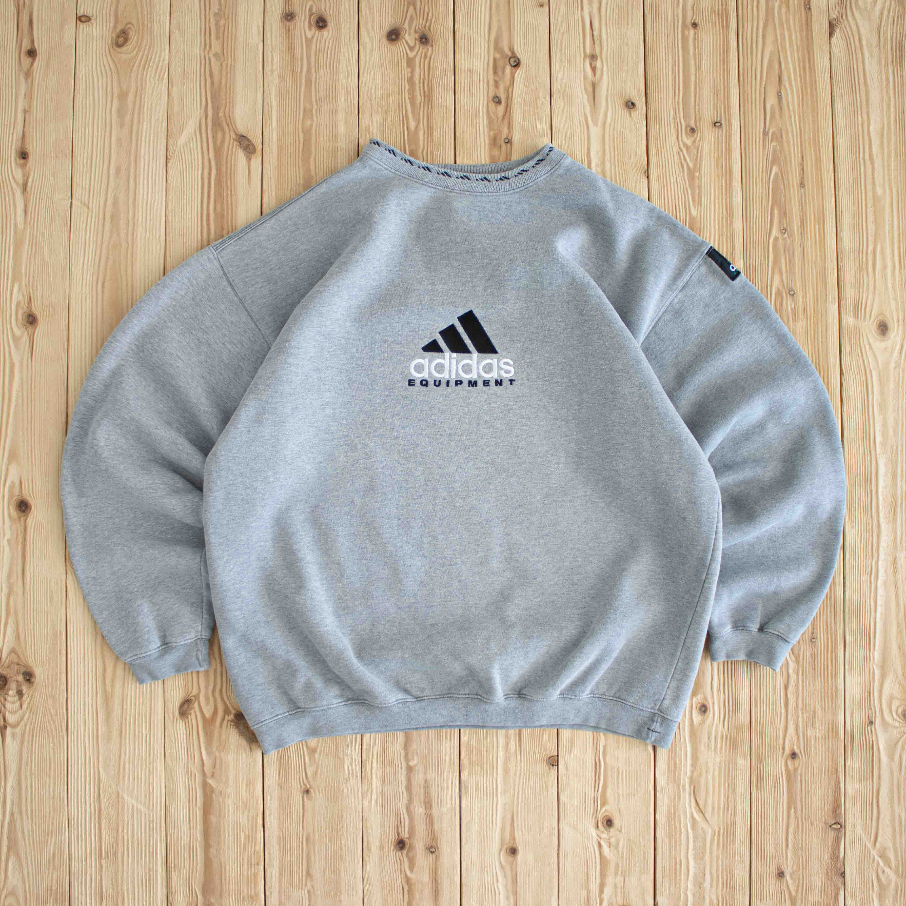 (M/L) Adidas Equipment Vintage Embroidered Sweatshirt Gray