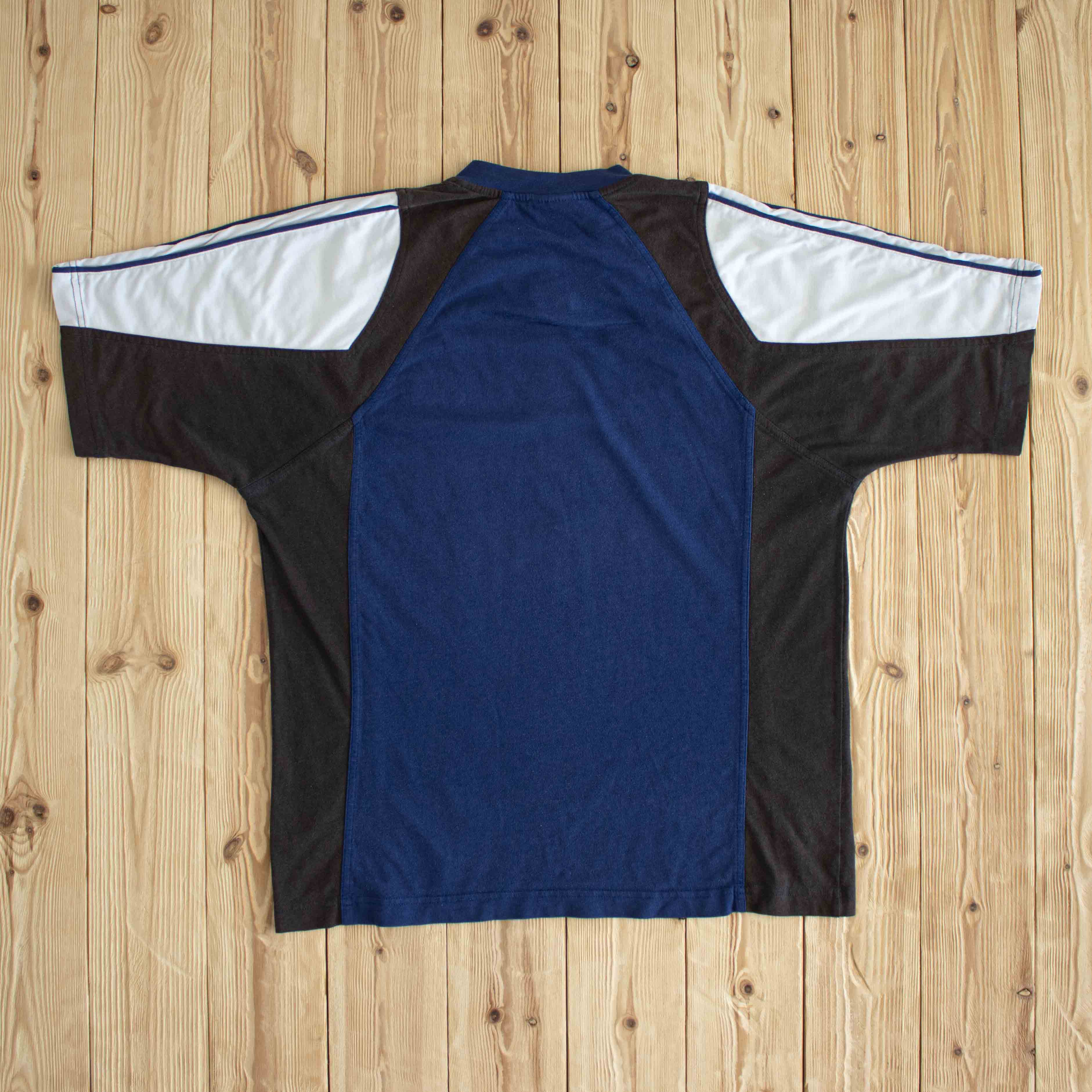 (M/L) Adidas Vintage Embroidered T-Shirt Blue