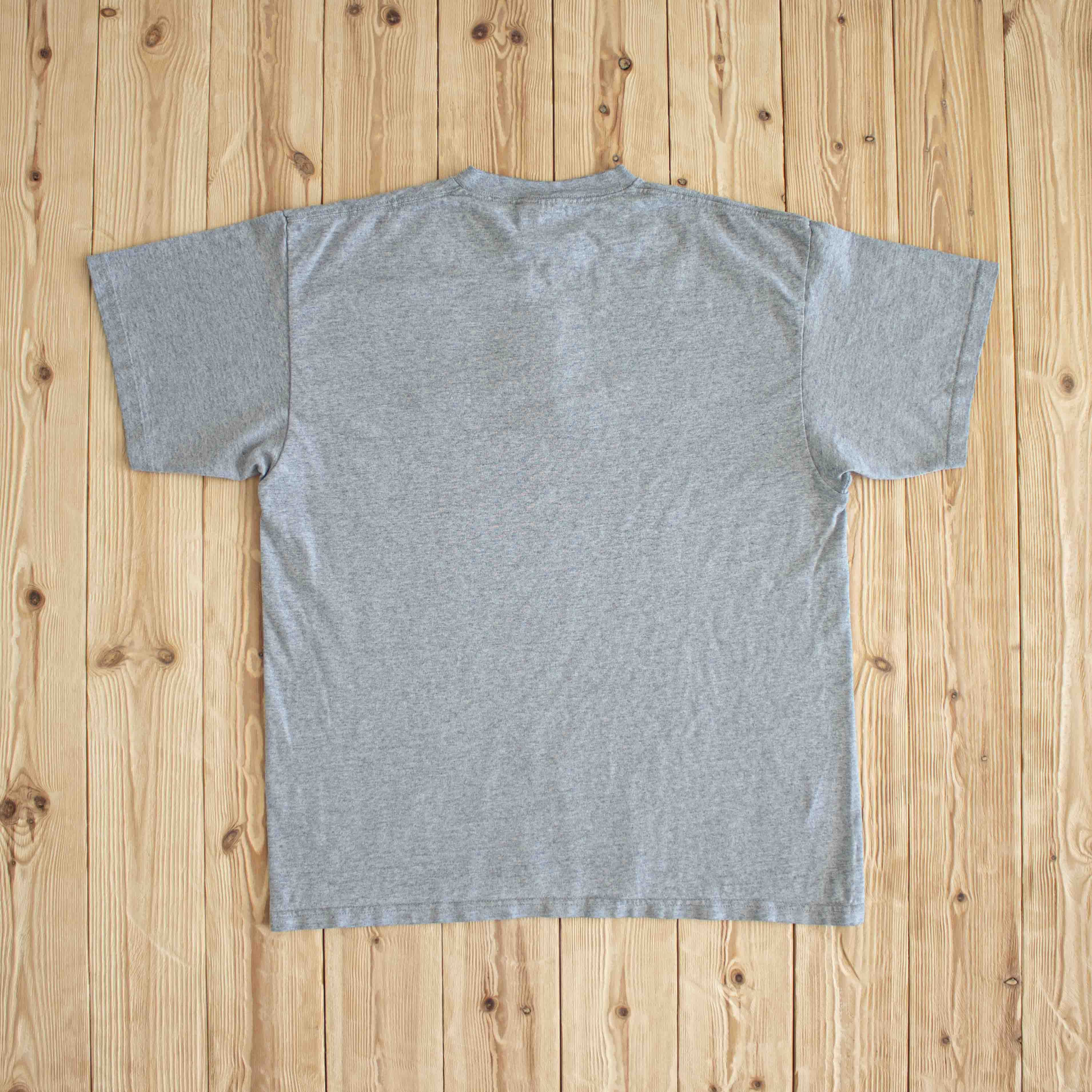 (M/L) Nike Town Seattle Vintage Embroidered T-Shirt Gray