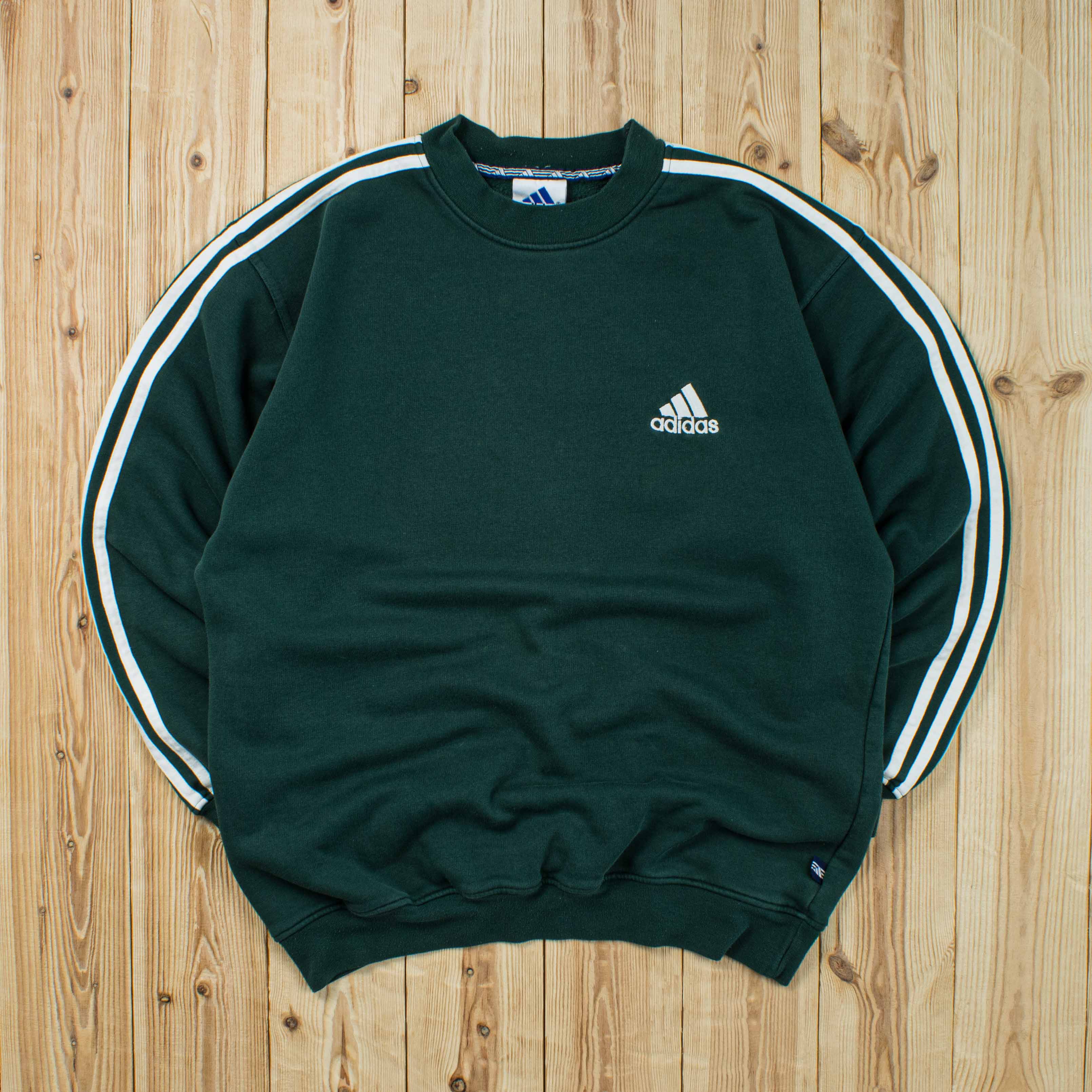 (M) Vintage Adidas Essential Embroidered Sweatshirt