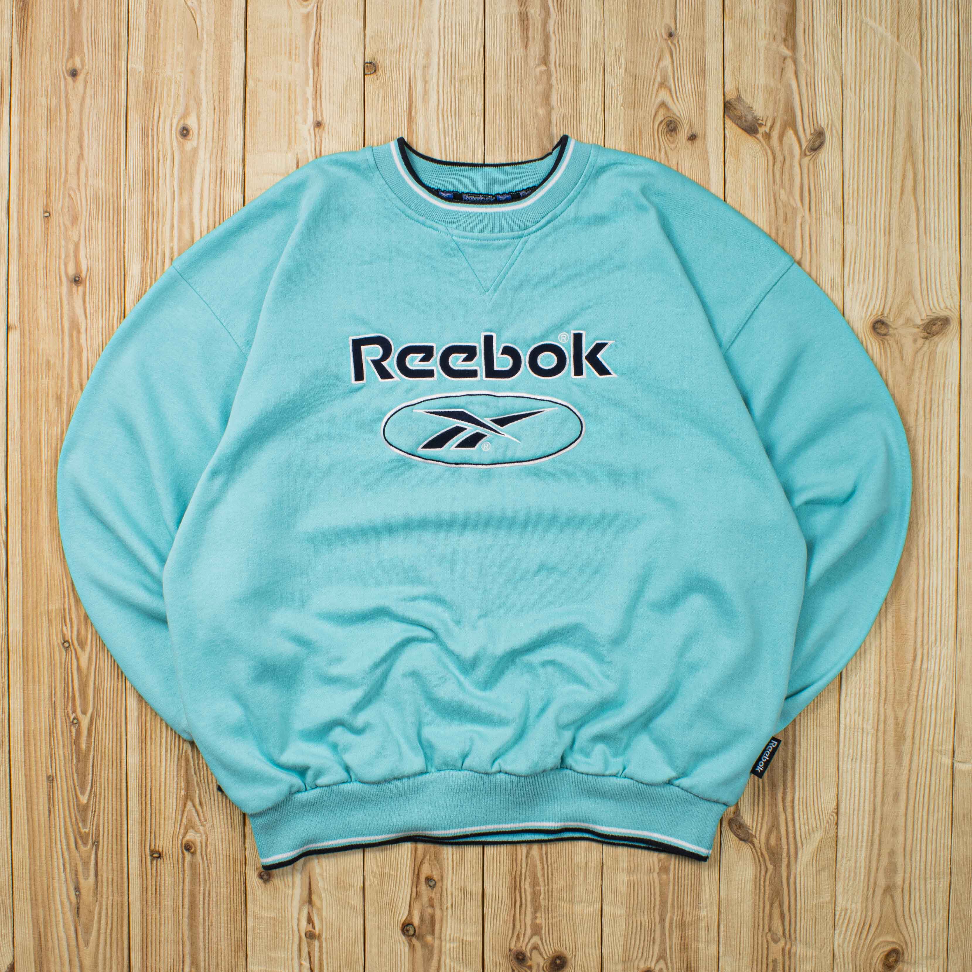 (M) Vintage Reebok Spell Out Embroidered Sweatshirt