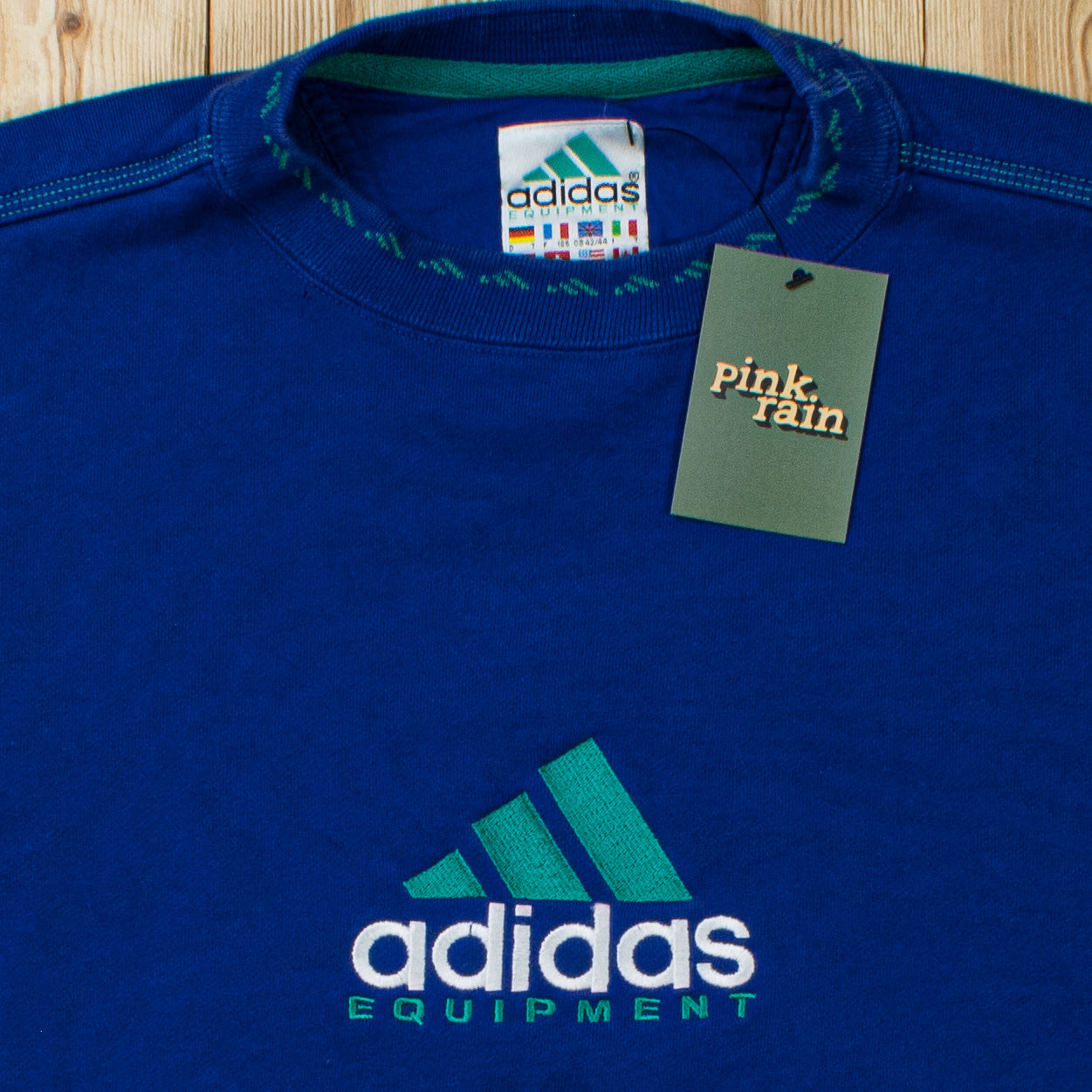 (L) Vintage Adidas Equipment Embroidered Sweatshirt