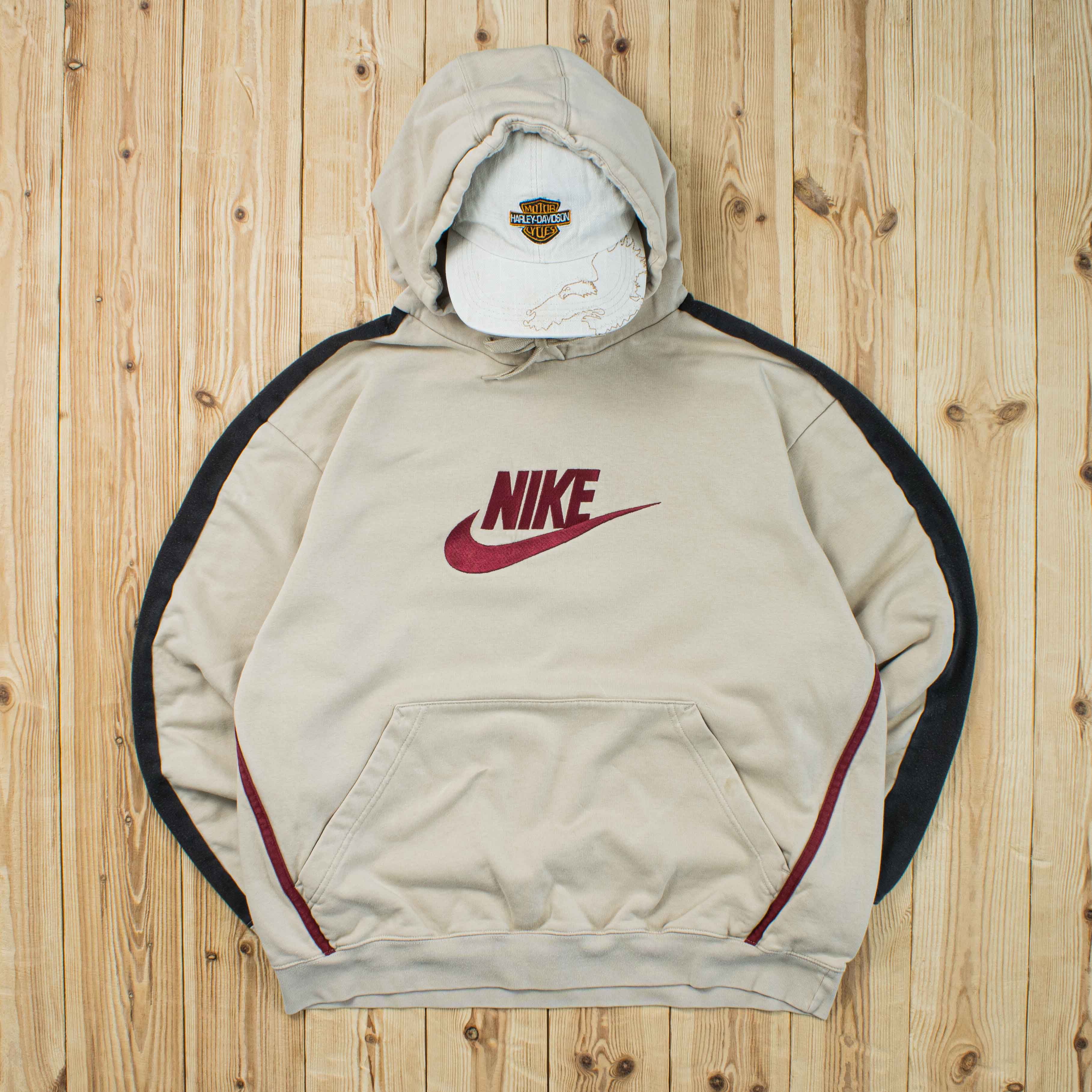 (L) Vintage Nike Spell Out Embroidered Hoodie