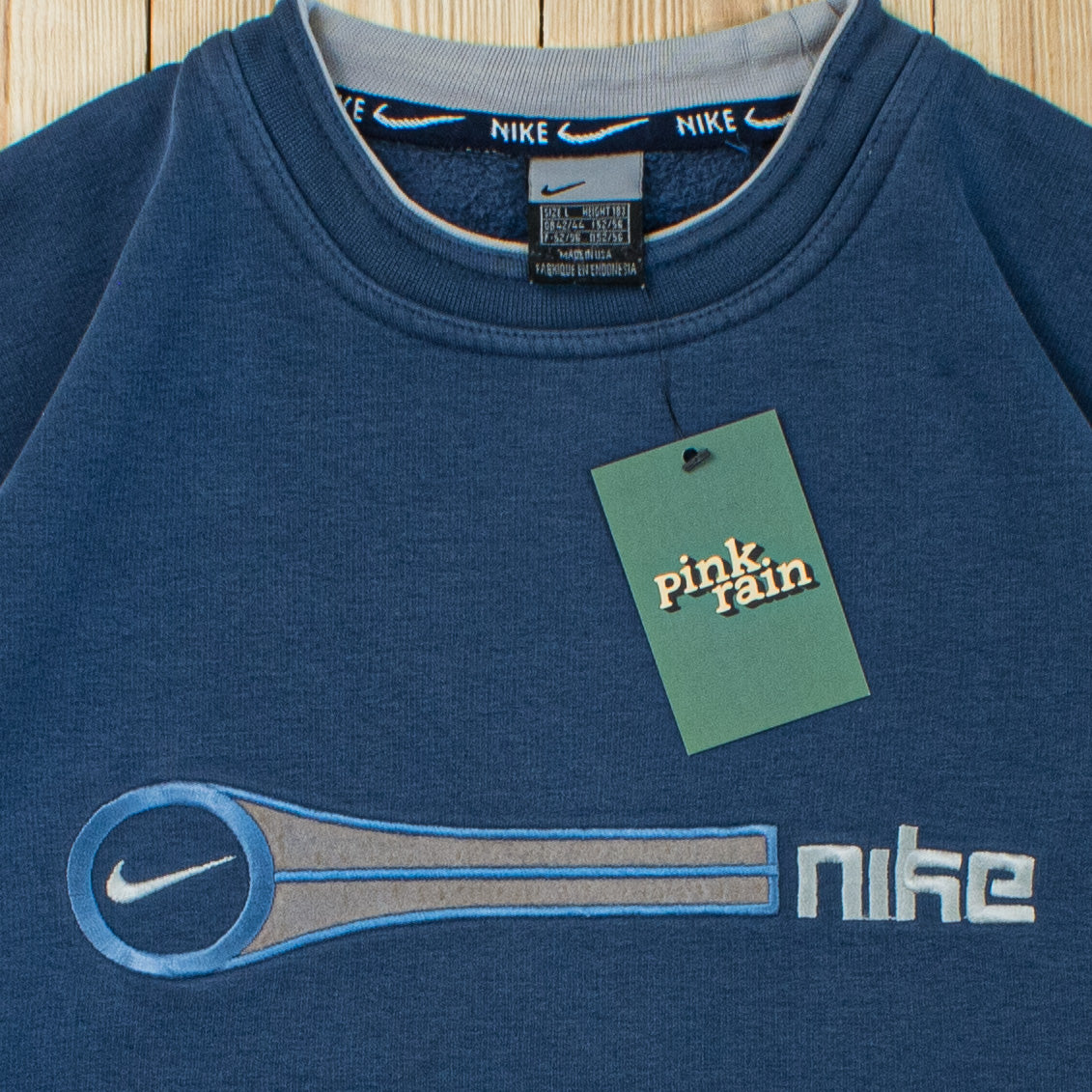(M) Vintage Nike Spell Out Embroidered Sweatshirt