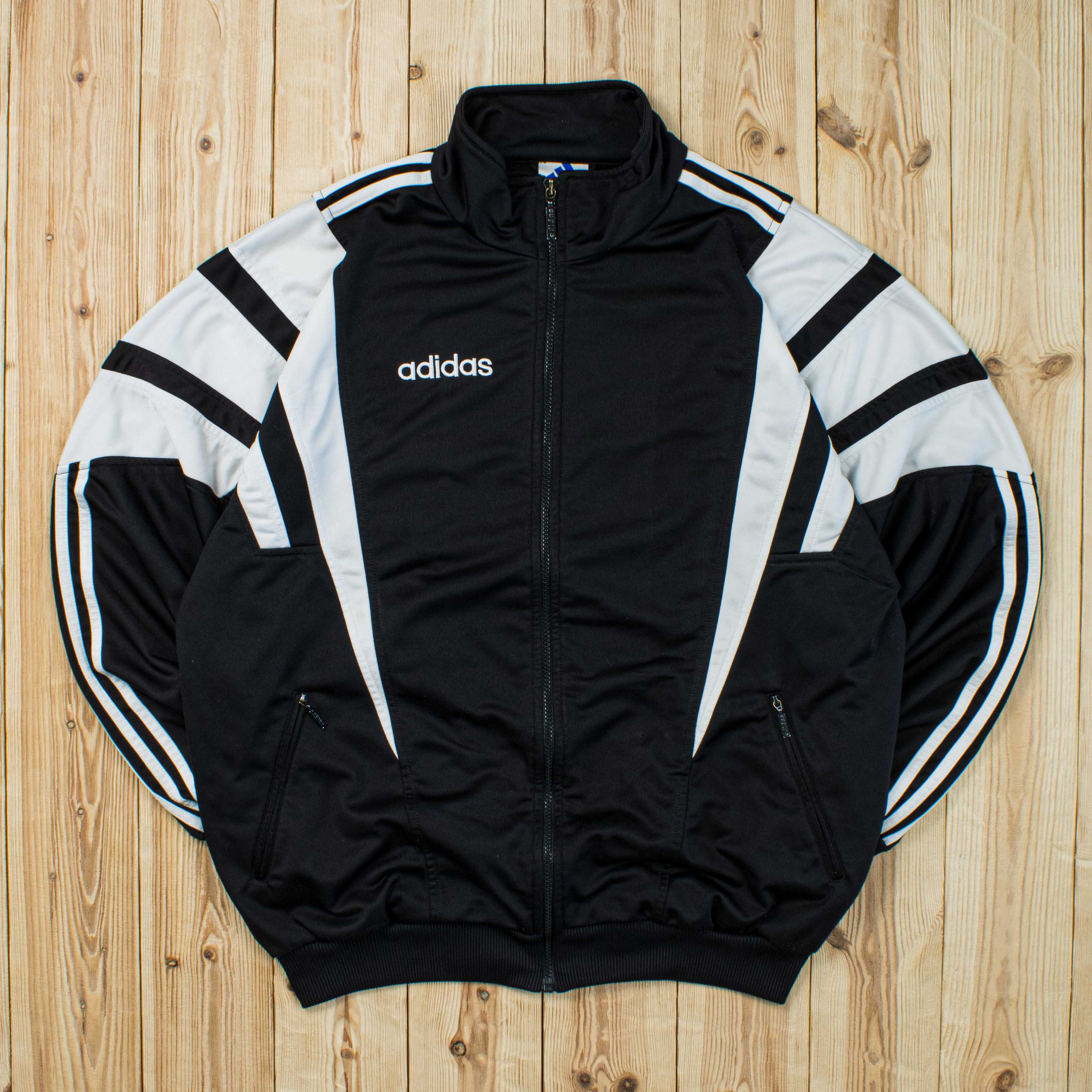(L) Vintage Adidas Essential Embroidered Full-Zip Sweatshirt