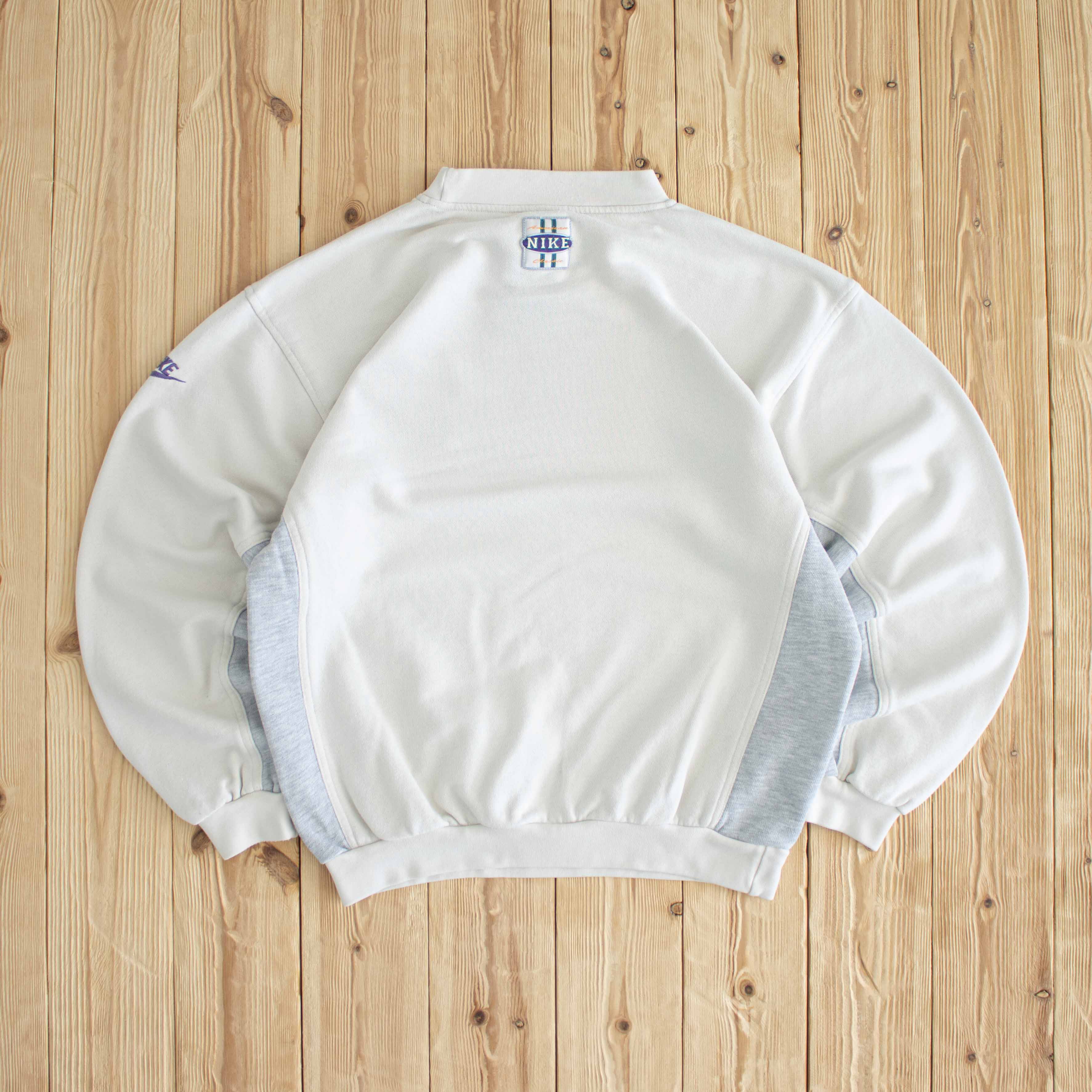 (M) Nike Spell Out Vintage Embroidered Sweatshirt White