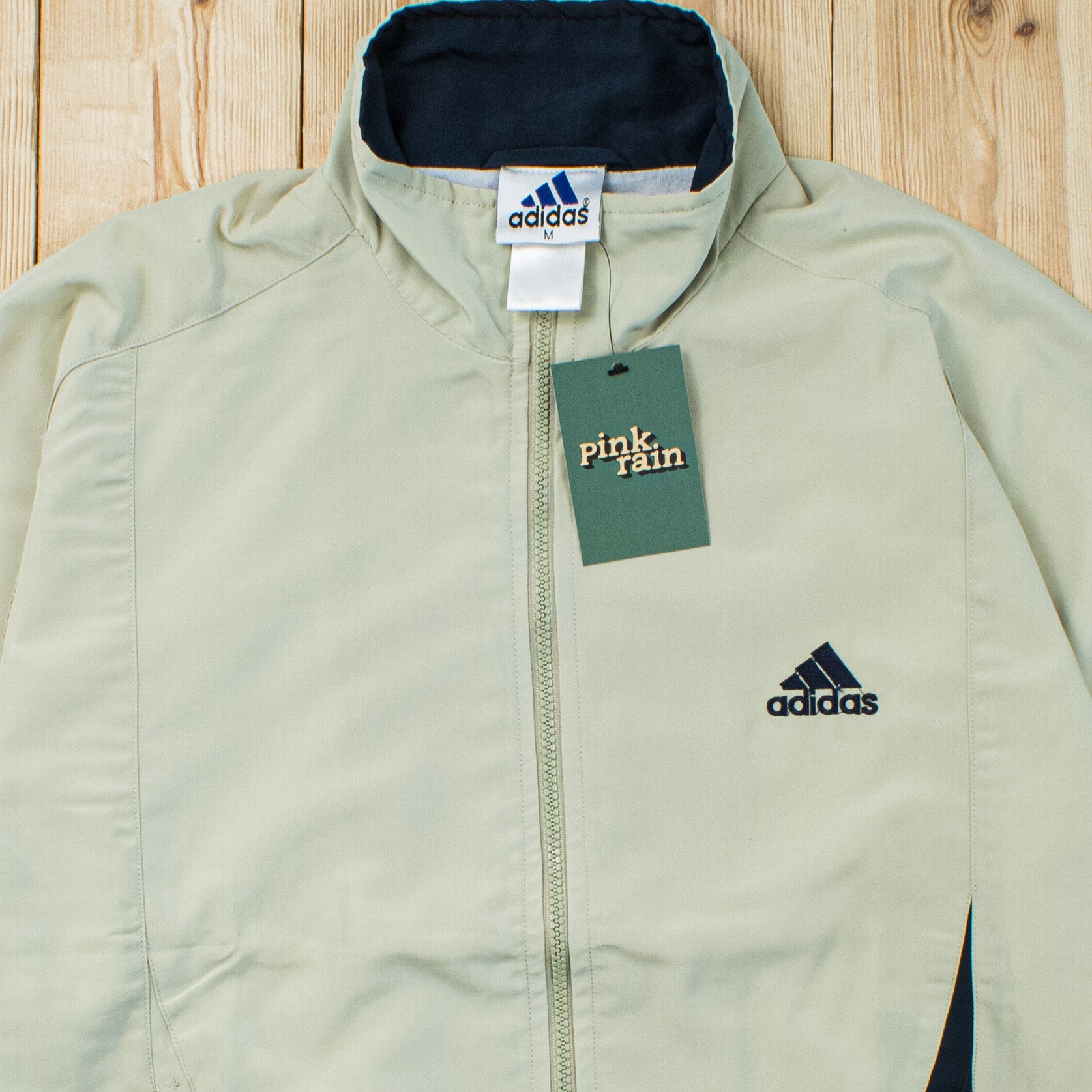 (S) Vintage Adidas Essential Embroidered Jacket